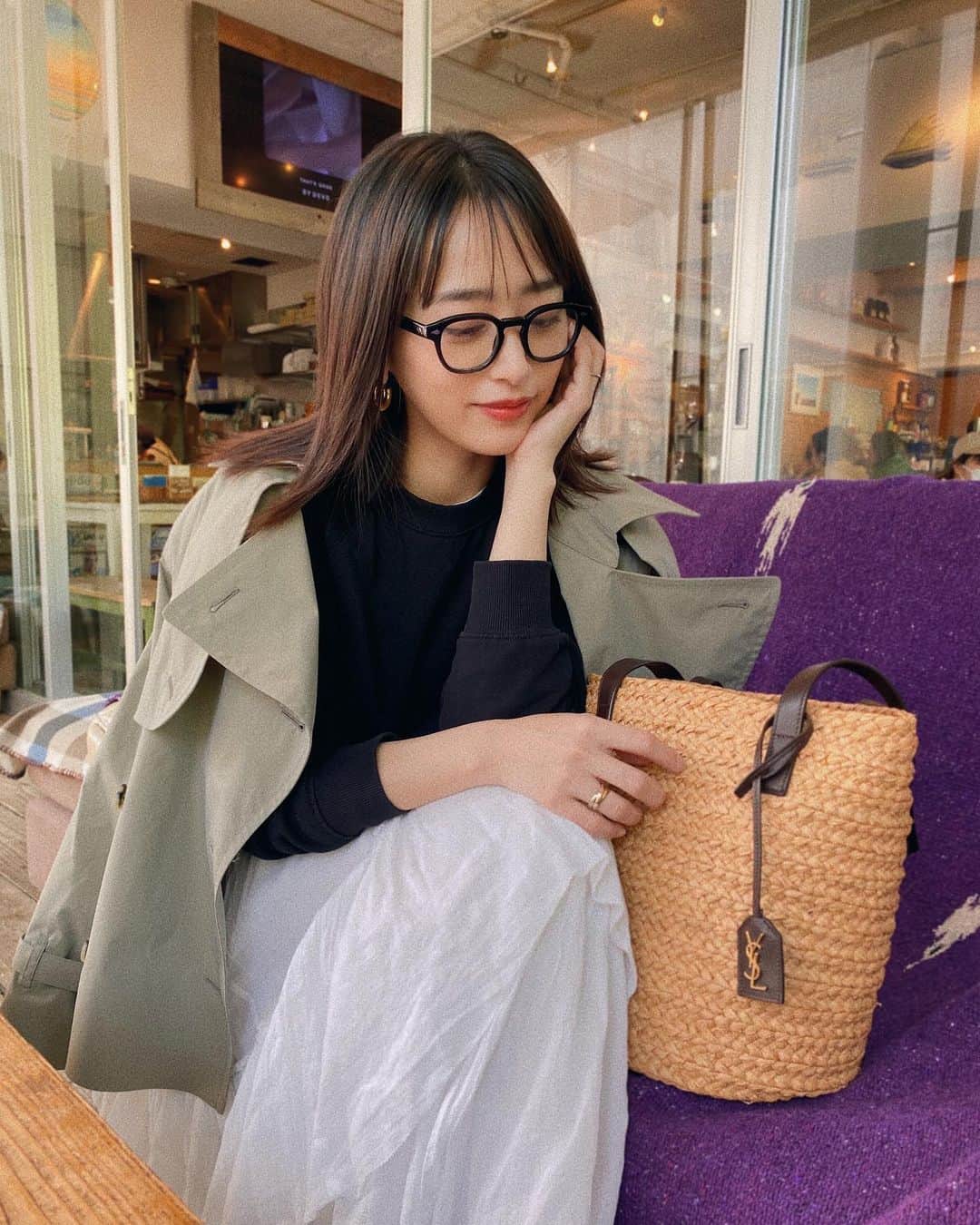 近藤千尋のインスタグラム：「今日と明日は長女day✌️♥️ 入園式やらなんやらで カフェでランチしたり☕️😘 次女のことで色々我慢させてると思うから 今日はアイスクリームも 食べて大満足だったみたい。😂♥️  新生活、楽しみましょ☺️❗️👏  @ysl  #saintlaurent」