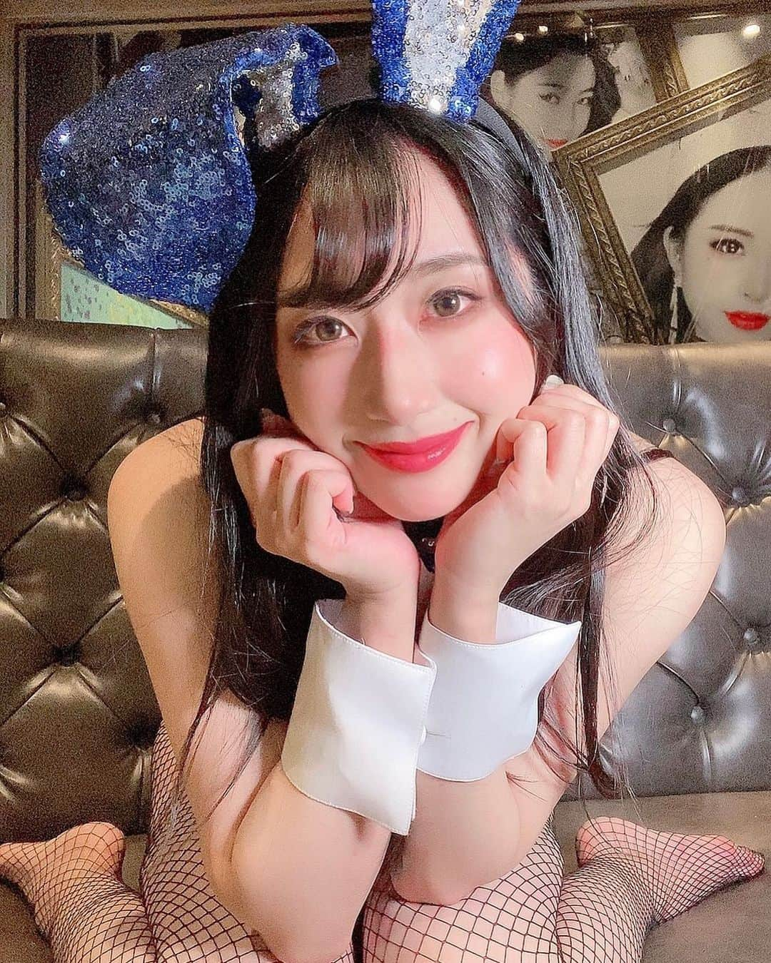 さゆりのインスタグラム：「﻿ 酔っぱらいバニー🍻✨﻿ ﻿ 今日は3部出演して﻿ 深夜インスタライブしますよ〜﻿ ぷにちゃん一周年おめでとう会💙からの﻿ 確定申告お疲れ様会です✌🏼(勝手に)﻿ ﻿ ﻿ #burlesquetokyo #burlesque #バーレスク東京 #バーレスク #六本木 #roppongi #showdancer #showgirl #dancer #ショーダンサー #黒髪 #バーレスク東京第7世代  #エンタメ活動を止めない #バニーガール #コスプレ #酔っ払い #打上げ  #selfie #カメラ好きな人と繋がりたい #ポートレート #団地妻 #壇蜜超え #むちむち #色気 #インスタ女子 #大人可愛い #portrait #asiangirls #japanesegirl #followme」