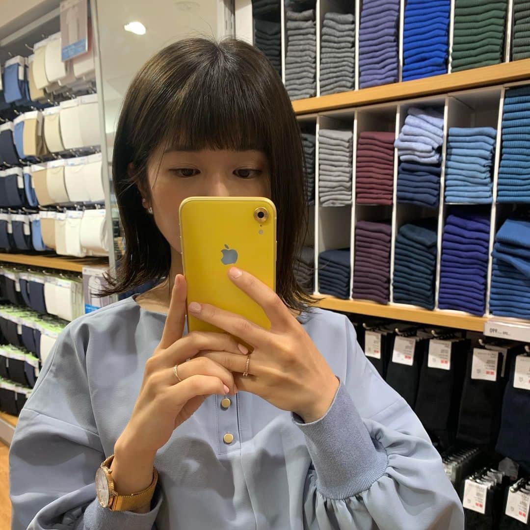 小林礼奈さんのインスタグラム写真 - (小林礼奈Instagram)「イメチェンしました  #ミディアムヘア  #暗髪カラー」4月7日 19時57分 - kobayashi_ayana0218