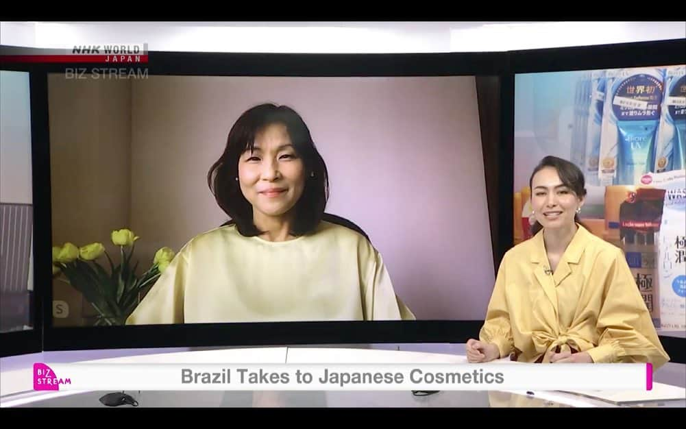 シャウラさんのインスタグラム写真 - (シャウラInstagram)「Have you seen the latest episode of Biz Stream yet? This week we cover everything from AI to beauty in Brazil with our guest Yumiko Murakami. Check it out from the link in my bio. 最新ビズストリームもう見てくれましたか？プロフィールリンクから見てねー！ #nhkworld #bizstream」4月7日 20時43分 - shaula_vogue