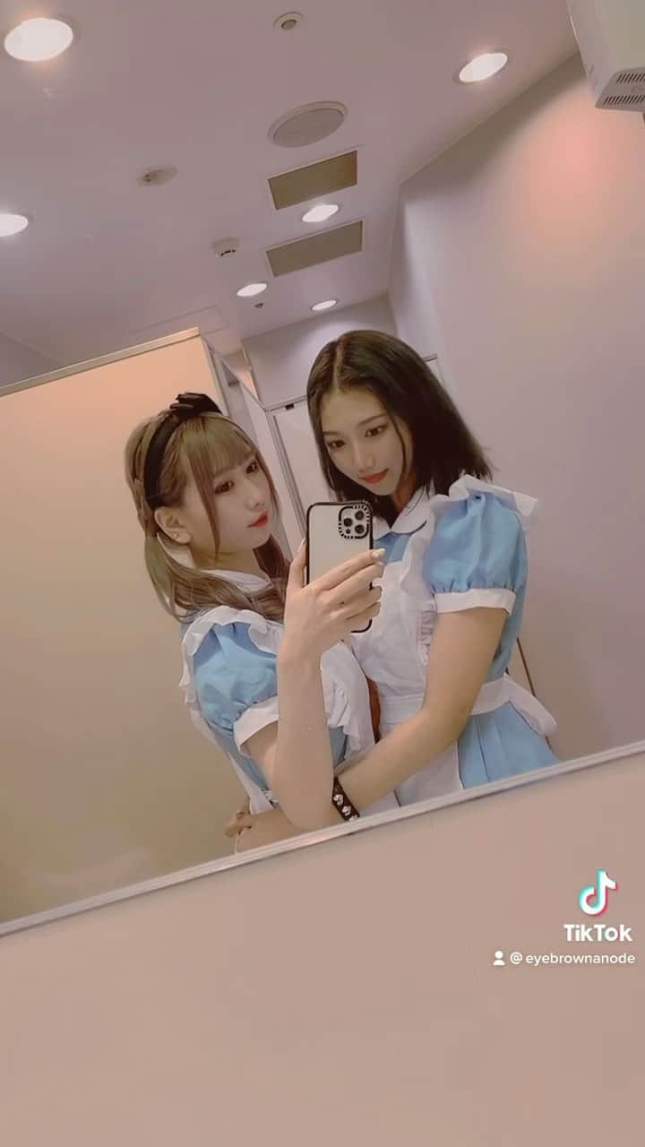 原田まゆのインスタグラム：「#百合#ゆり#ゆりめんたる#アイドル#TikTok @yura_shikakatan 💙💜」