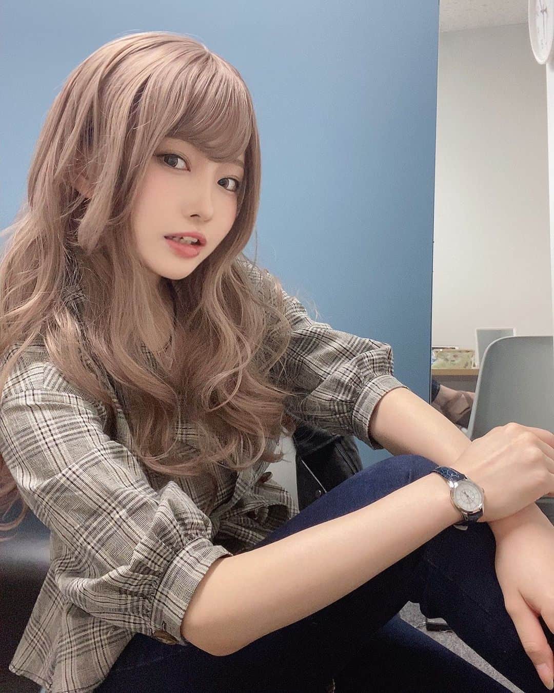 のインスタグラム：「お久しぶりの🙋🏻‍♀️  最近全然写真撮ってなくて載せるのがなかった！lol  . . . . . .  #cosplayer #cosplaygirl #photo #photography #japanesegirl #fashion #ootd #coordinate #selfie #selca #コスプレイヤー #ファッション #コーデ #私服 #自撮り #デイリールック #코스프레 #패션 #코디 #데일리룩 #角色扮演者  #셀카 #셀피 #自拍」