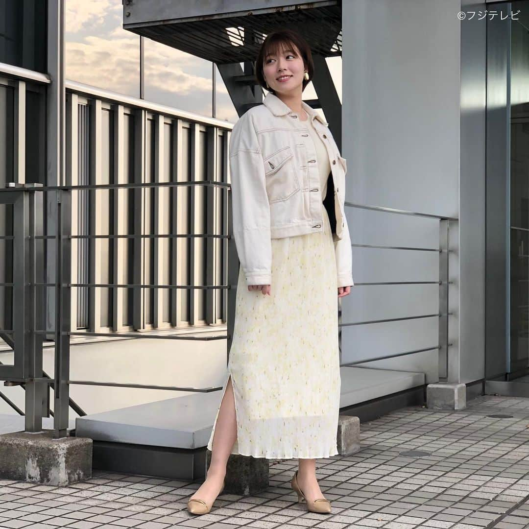 フジテレビ「めざましテレビ」さんのインスタグラム写真 - (フジテレビ「めざましテレビ」Instagram)「4月7日（水）  ファッション雑誌CanCamとコラボした お天気コーナー「きょう何着て行く？」 阿部華也子の毎日のコーデを紹介♪  【きょうのコーデ】 ジャケット→#iNtimite 2万900円 ニット→#バナナリパブリック 6490円 スカート→#SNIDEL 1万780円 靴→#ダイアナ 1万7050円  【コーデのポイント】 この春の旬カラーといえばイエロー💛 中でも優しい印象のまろやかトーンが注目です🙌✨ いつもの花柄スカートもグッと新鮮に🌼！ 淡いベージュ色を合わせてワントーン風にまとめると 今っぽフェミニンな装いが完成します💁🏻‍♀️💕  #めざましテレビ #きょう何着て行く？ #阿部華也子 #今日のコーデ#コーデ#CanCam #今日のファッション#ootd #きょう何着て行く？は月〜金朝6時22分ごろ放送📺 #スタイリストたなべさおり」4月7日 21時25分 - mezamashi.tv