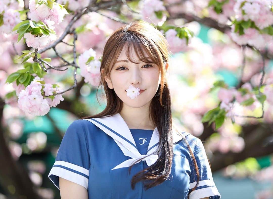 神尾美月のインスタグラム：「来年はお花見出来るといいなぁ🍡」