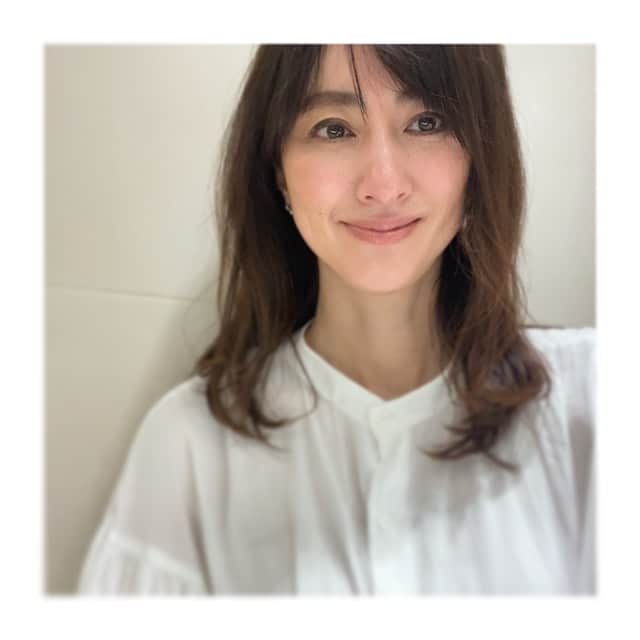 前田ゆかのインスタグラム：「ロケの後はセルキュアでクレンジング♫ 実力派美顔器！続いてる  ☆☆☆ #shooting  #audition  #goodnight」