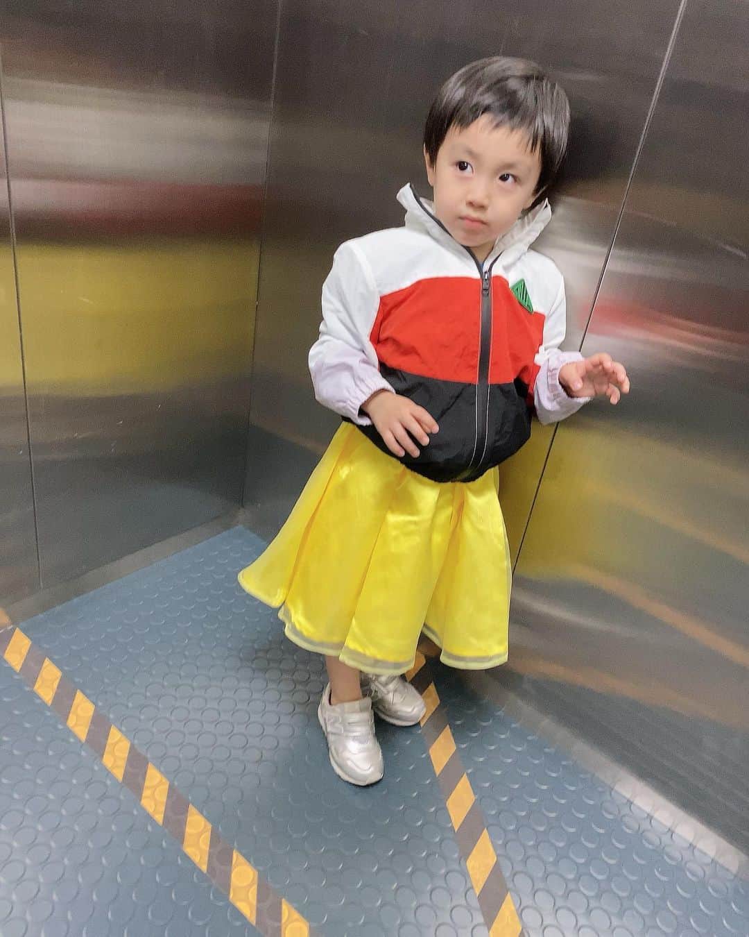 アレクサンダーのインスタグラム：「めちゃくちゃ怒ってたよ、、、 笑」