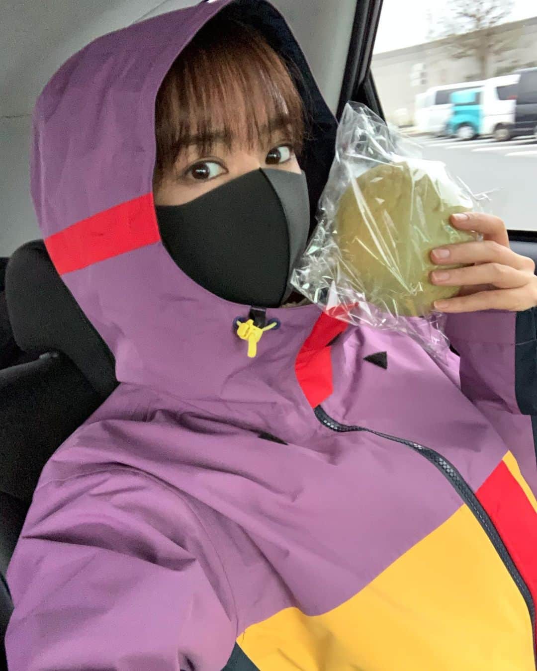 小泉遥のインスタグラム：「海老名のメロンパン🍈♡」