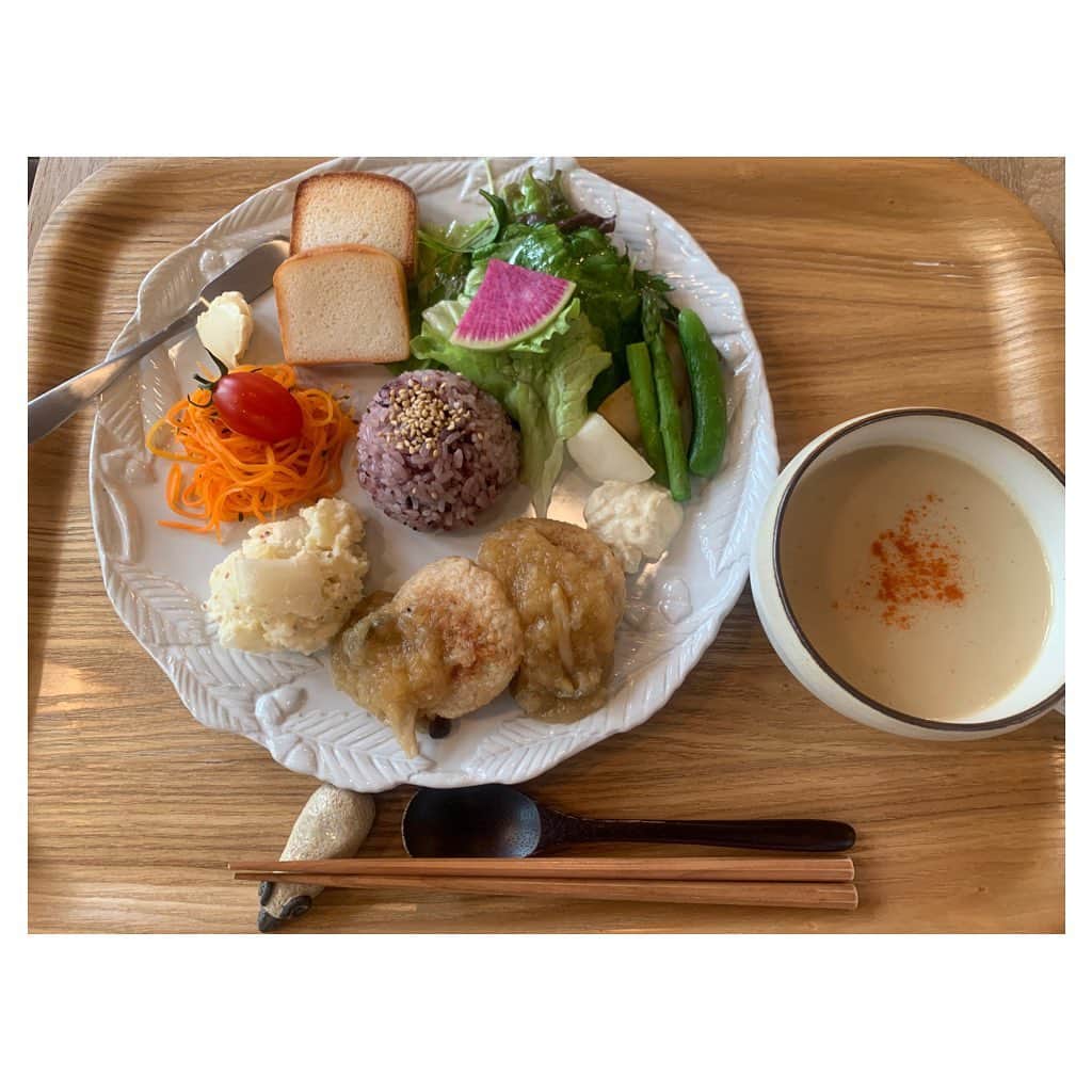 中島早貴のグルメインスタ