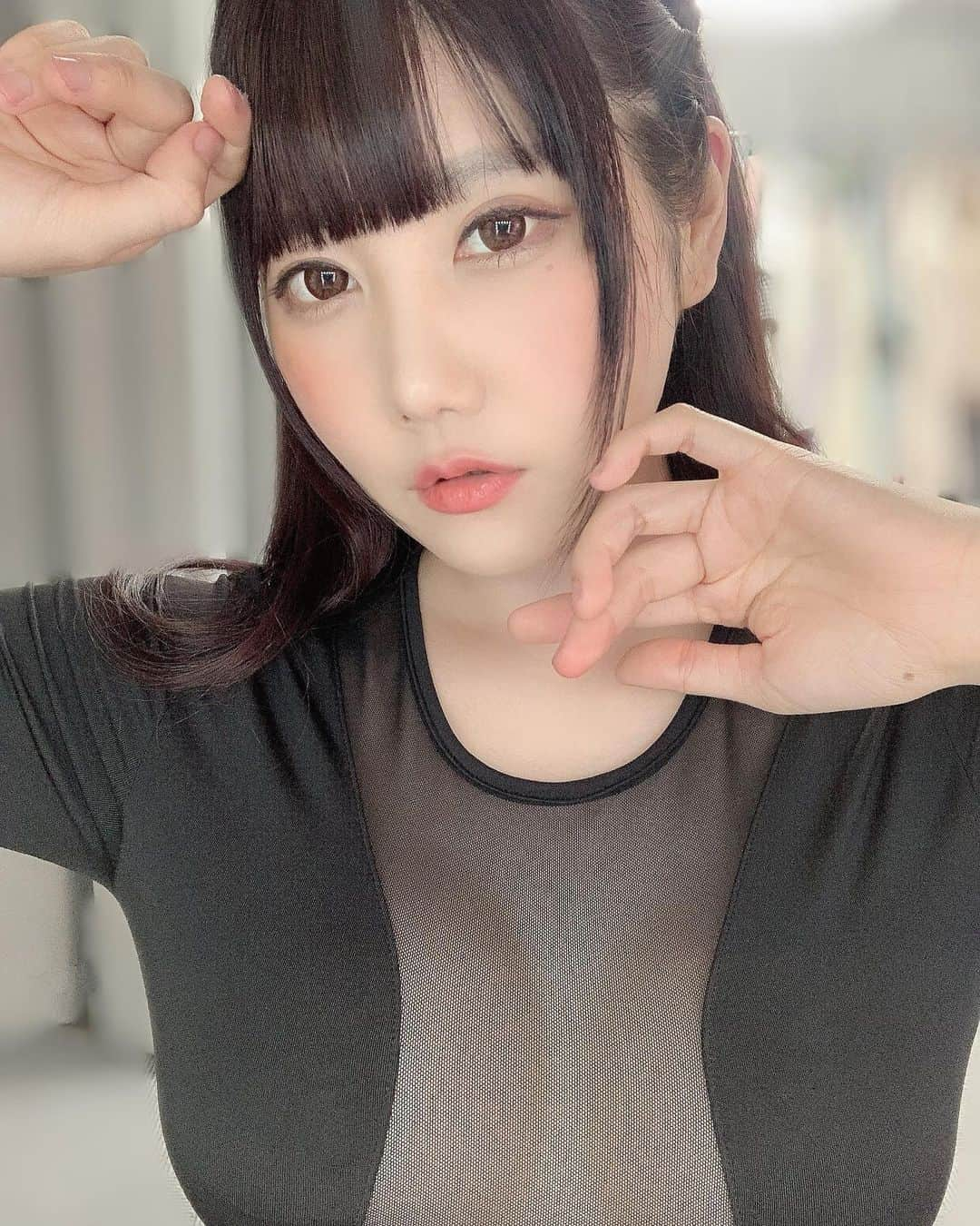 小鳥遊くれあさんのインスタグラム写真 - (小鳥遊くれあInstagram)「今日は熊本でお仕事です💕 今までやったことないお仕事なので ちょっと緊張気味…☺️  #小鳥遊くれあ #今日のくれあそび  #桜ポートレート #グラビア #自拍 #扎心了 #sexybody  #sexyhot #制服誘惑 #instagravure #맞팔  #东京 #모리사키토모미 #model #グラビアアイドル #撮影会モデル #japonaise #偶像 #撮影会モデル名鑑  #时装模特 #cosplaygirl #エロスタグラム #otaku #グラドル #ふぉろーみー」4月8日 9時49分 - kurea_primo