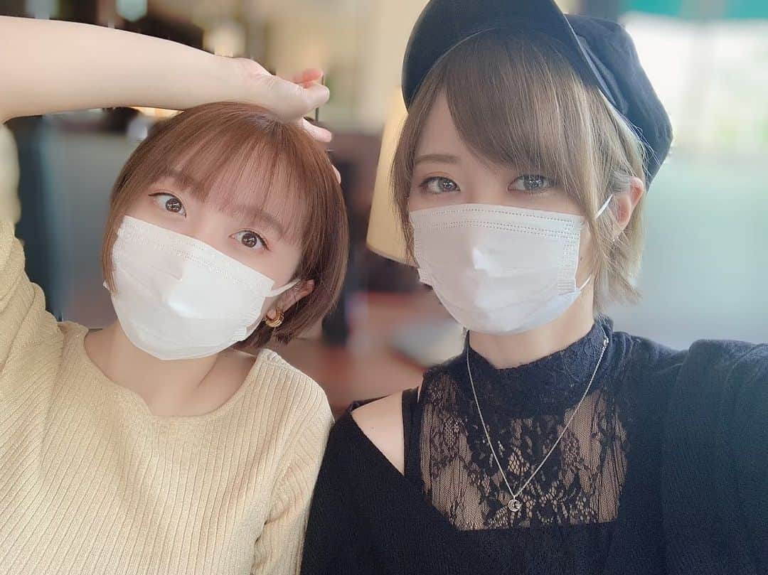 中野佑美のインスタグラム：「🐈❤︎🐥」