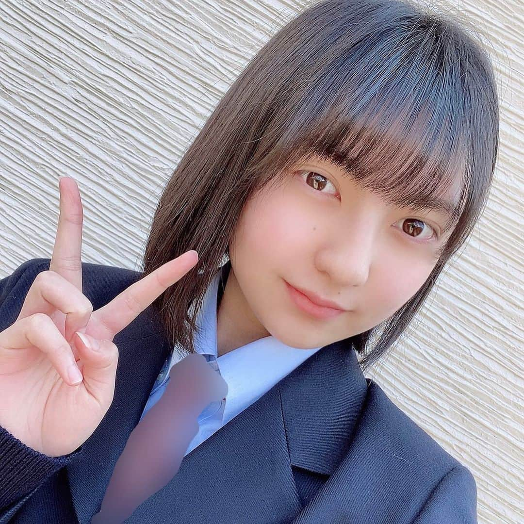 戸羽望実さんのインスタグラム写真 - (戸羽望実Instagram)「高校の入学式が終わりました～😘 友達できるかな～？？  #高校生 #JK#制服 #入学式 #祝い」4月8日 13時23分 - nozomi_toba0422_official