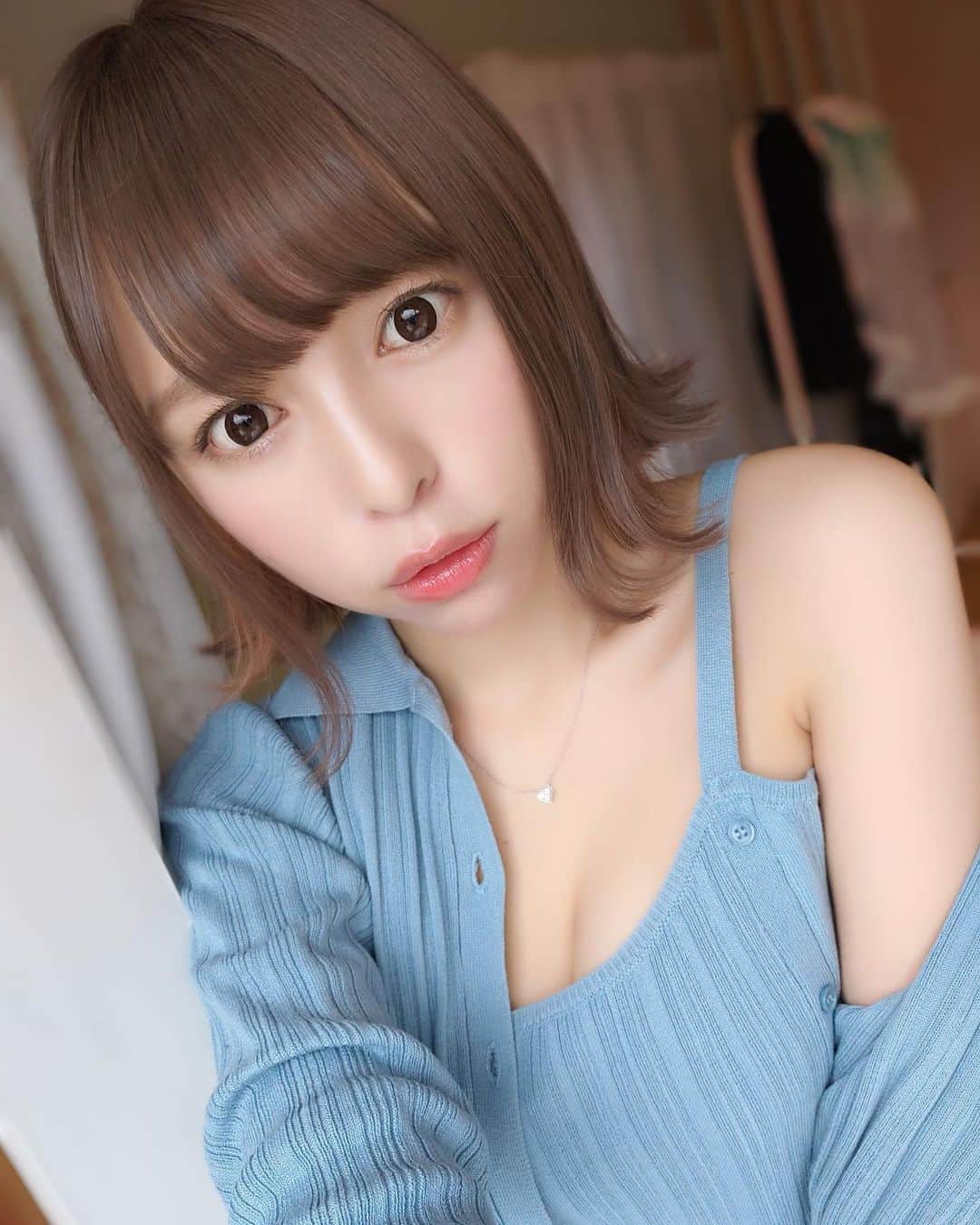 寺坂ユミのインスタグラム：「💙  #Blue#sexy#cute#followｍe#selfie#japanesegirl#フォローミー#自撮り#水色」