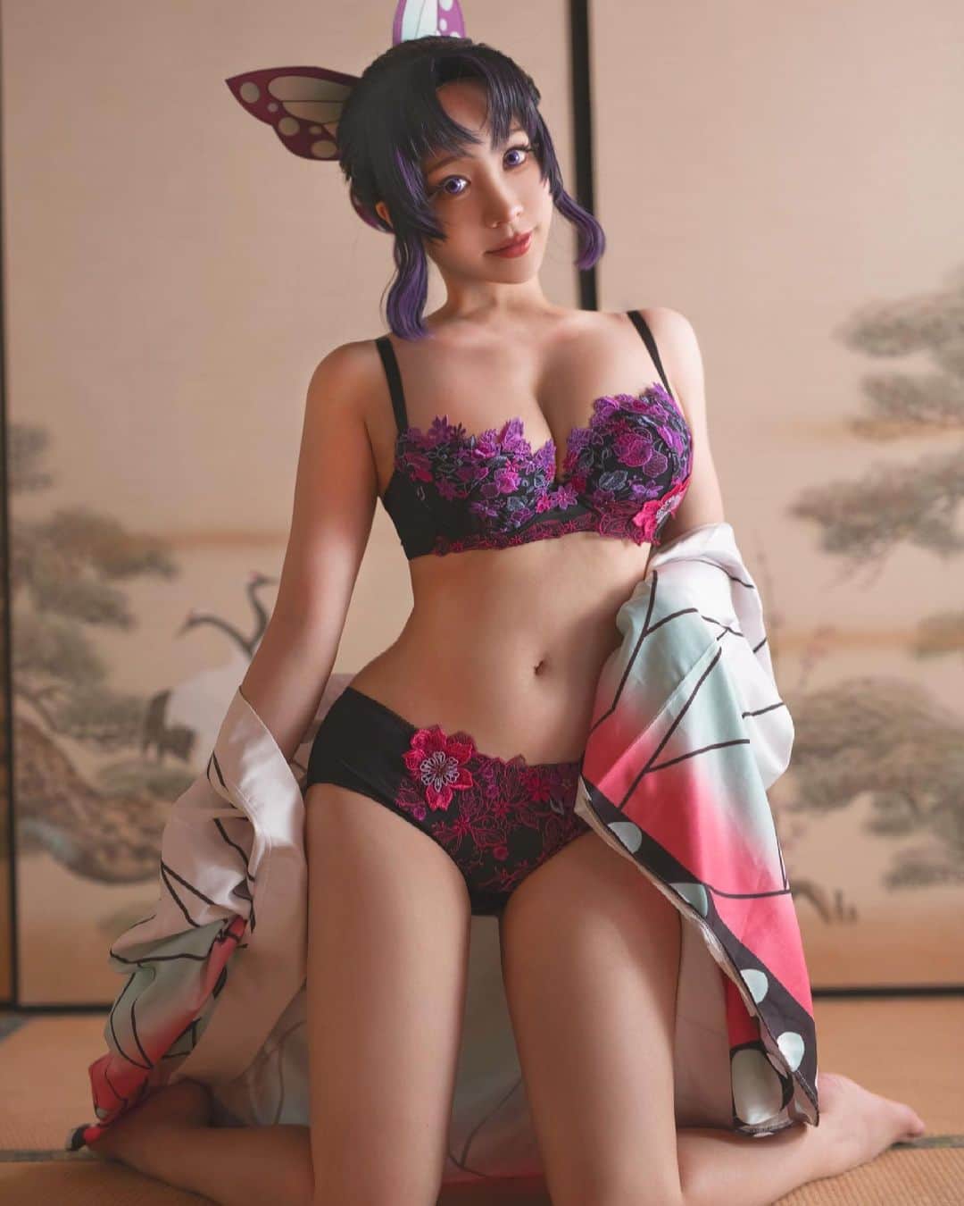 千尋のインスタグラム：「Chihiro’s photobook overseas sales are starting now~ Orders made before 4/30 will receive a special pre-order bonus💕 https://ctcos.com 胡蝶忍二刷版通販中💕  蝦皮通販 https://reurl.cc/kV3RL3 露天通販 https://reurl.cc/4yvA33  ちひろの胡蝶忍写真BOOTHで発売しました DLC&写真集通販 兩方もあります！ 写真通販4/31まで特典がお付きます! booth http://chihirosama.booth.pm  #鬼滅之刃 #胡蝶忍 #胡蝶しのぶ　#KochouShinobu #鬼滅の刃 #DemonSlayer #KimetsunoYaiba #cosplaygirl  #DemonSlayercosplay #KochouShinobucosplay  #KimetsunoYaibacosplay」