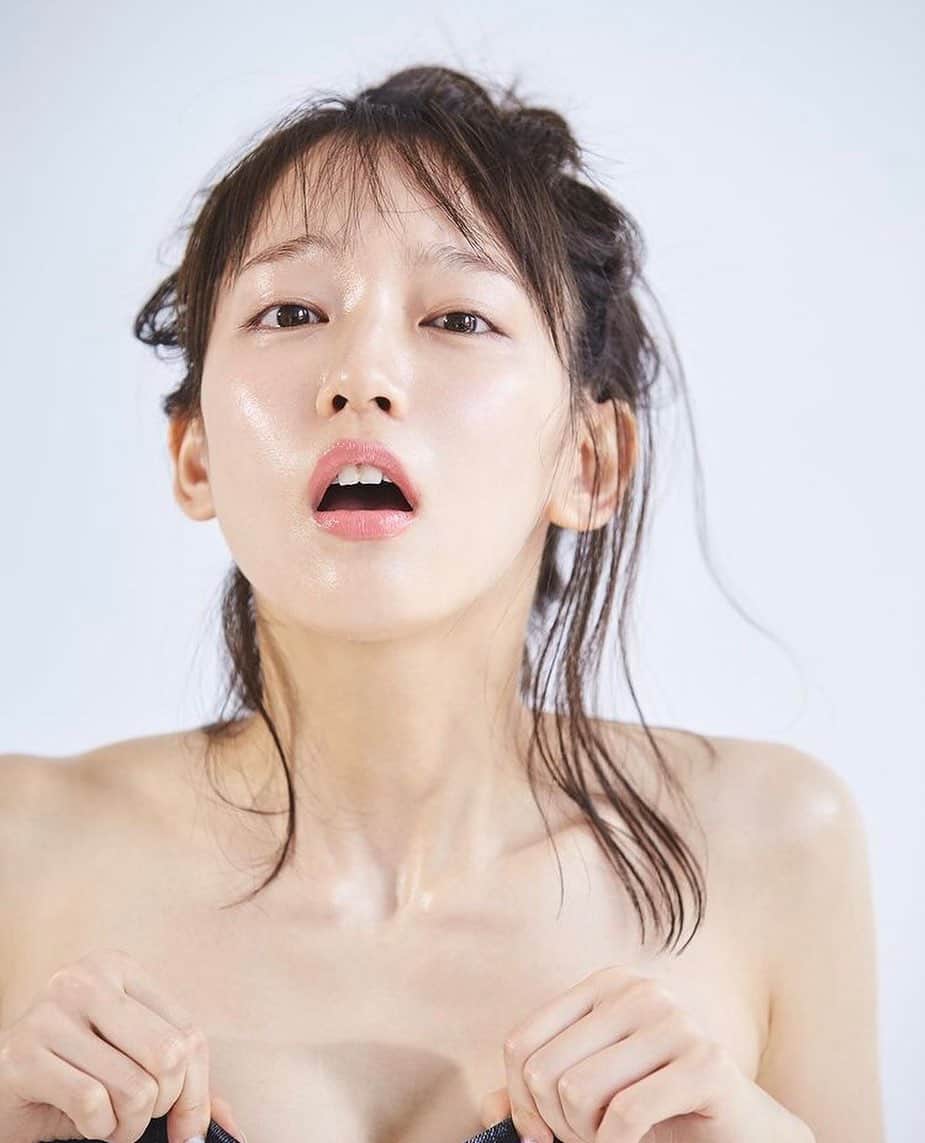 吉岡里帆 　ファンアカウントのインスタグラム：「🫧 #吉岡里帆 #rihoyoshioka」