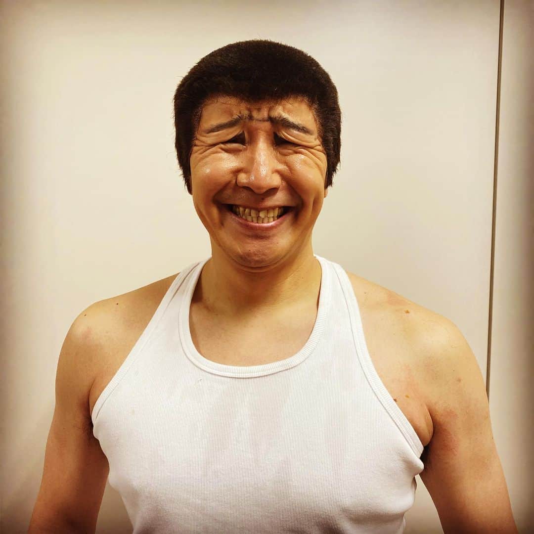 長田庄平のインスタグラム：「【新しいカギ】今夜8時🔑 絶対に見てほしいぃぃぃぃぃぃ‼️ ぎぃいぃいぃいぃいーーーーーー 　#力見力  #新しいカギ #2時間SP #新番組 #霜降り明星  #ハナコ #チョコレートプラネット #有吉さんの壁えぐい #怒り新党 #結局有吉の壁」