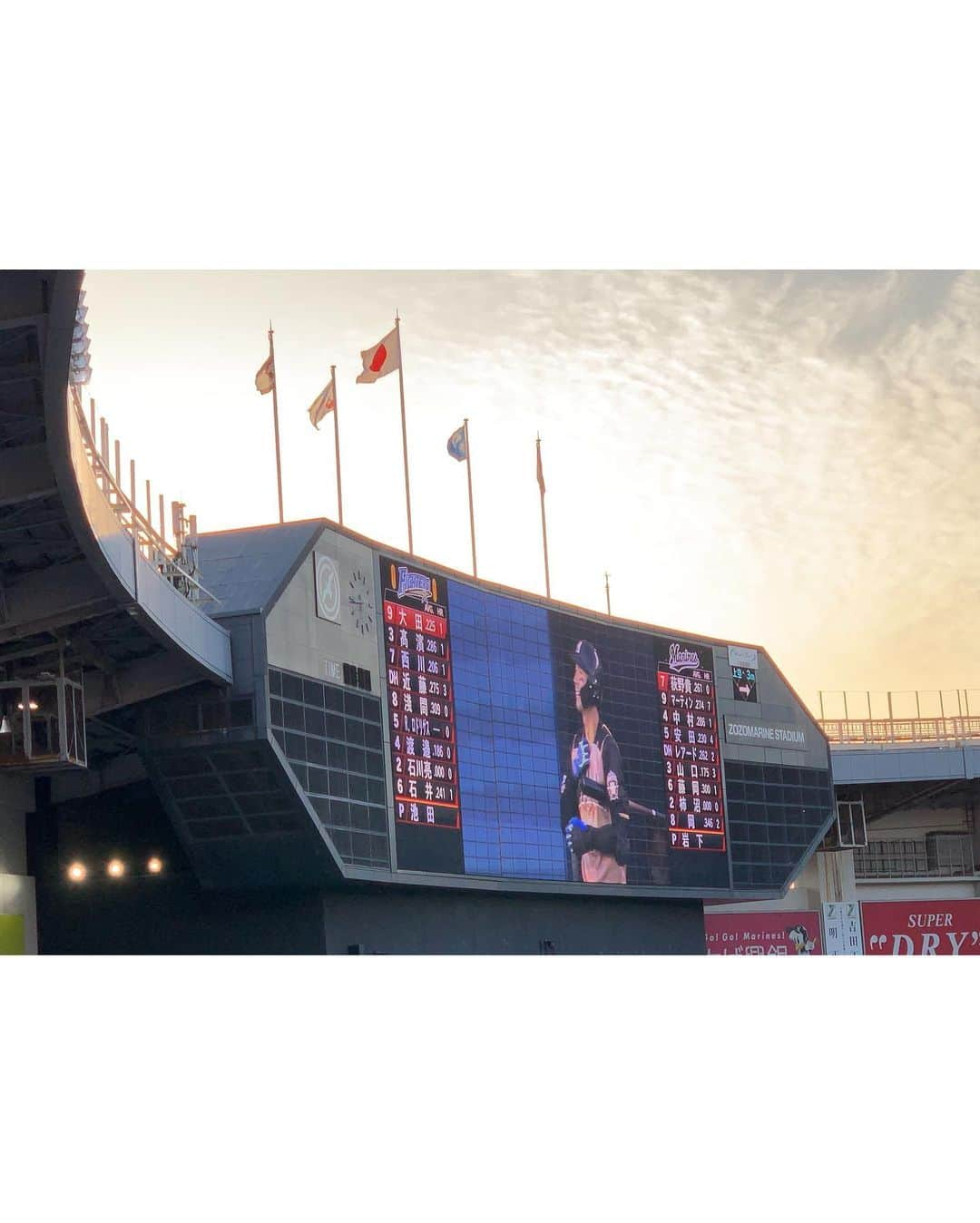 牧野真莉愛さんのインスタグラム写真 - (牧野真莉愛Instagram)「♡ ♡ 大田泰示選手のホームランボール飛んできた⚾️✨ 🎀 マリンへ行きましたまりあ🐰2021.4.22 ♡ ♡  #lovefighters ❤ #大田泰示 選手 #モーニング娘21 #morningmusume21 #牧野真莉愛」4月23日 13時59分 - maria_makino.official