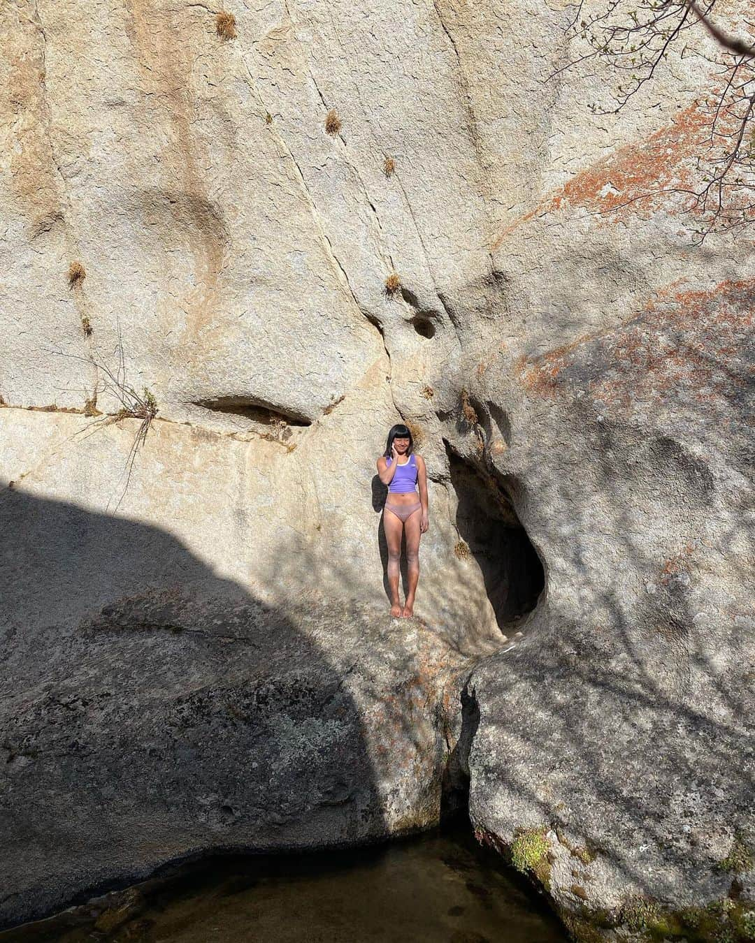 白石阿島さんのインスタグラム写真 - (白石阿島Instagram)「Another day celebrating this beautiful planet 🌎  we can all do better to protect her 🌎 #earthday // thx for the good mems: @mercotti @earthslip @cheynacarr @noahsahady @coppersworldofficial」4月23日 14時01分 - ashimashiraishi