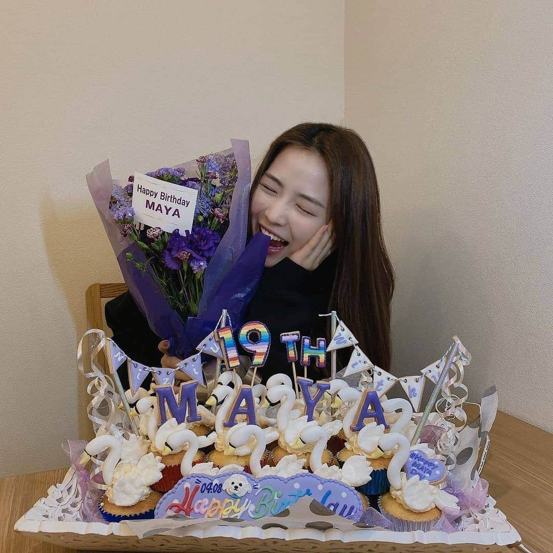 マヤ（勝村摩耶）のインスタグラム：「Maya's post for her birthday 💜 #HappyMAYADay 💜💜💜💜💜💜💜💜💜💜💜💜 . . . . . Follow @_MayaKatsumura for more content . . . #MAYAKATSUMURA #MAYA #NiziU #ニジュー #니쥬 #NiziUMaya #JYP #WithU #MakeYouHappy #Stepandastep #Take_a_picture #Poppin_Shakin」