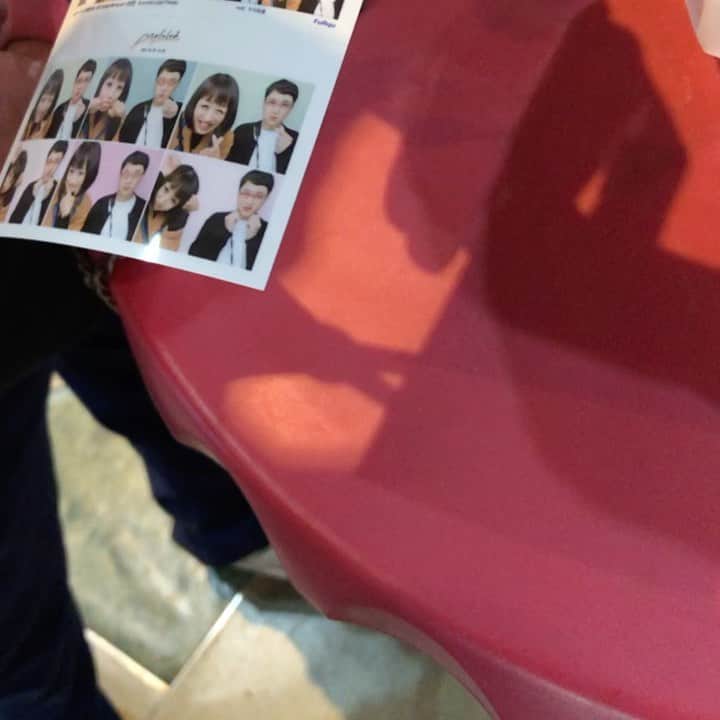 南海キャンディーズ【公式】のインスタグラム：「NGK出番の合間…」
