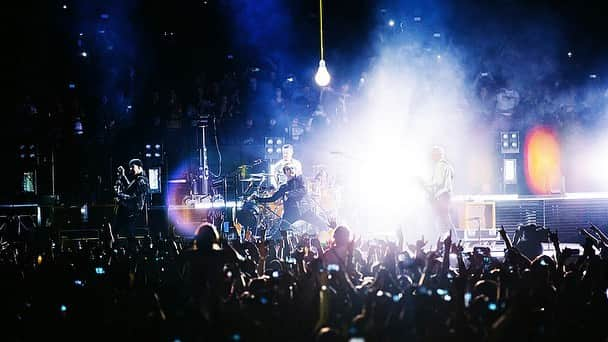 U2さんのインスタグラム写真 - (U2Instagram)「“Walking out on stage that night to see all those faces, those fans who came back to support us. It was an incredible feeling. We played those songs with everything we had…And the audience gave us everything they had…Paris, on t’aime.” – The Edge   Tomorrow at 7:30pm CEST, iNNOCENCE + eXPERIENCE Live In Paris, with support from @feuchatterton. Link in bio.   #U2TheVirtualRoad #U2 #innocenceandexperience」4月10日 1時06分 - u2