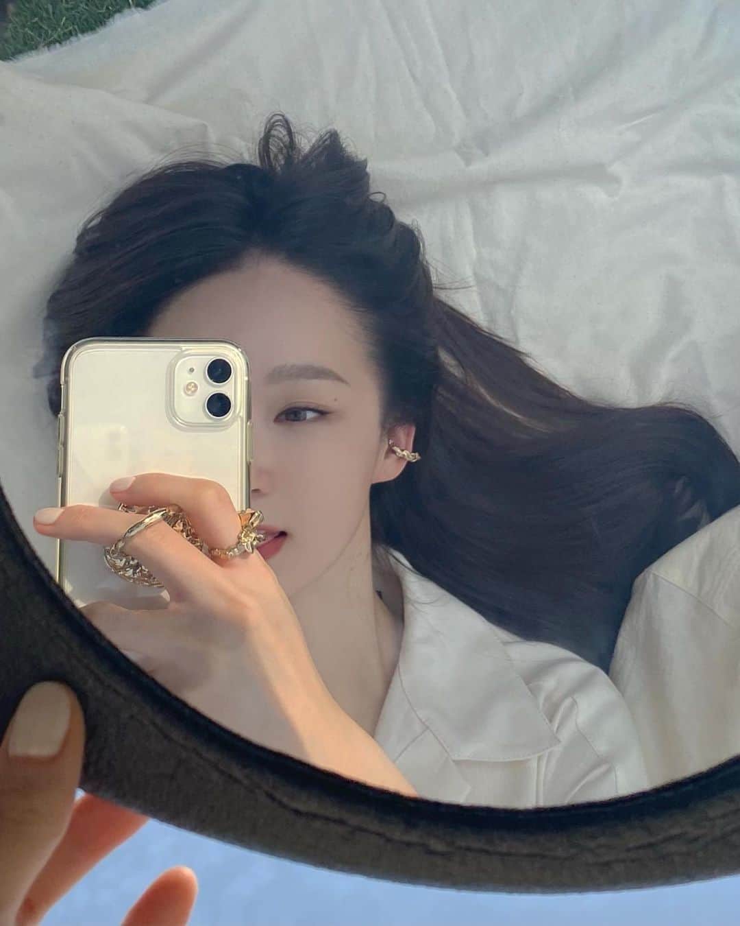 のインスタグラム：「이번 주말 지나면.. 노래 나온다? 💚」