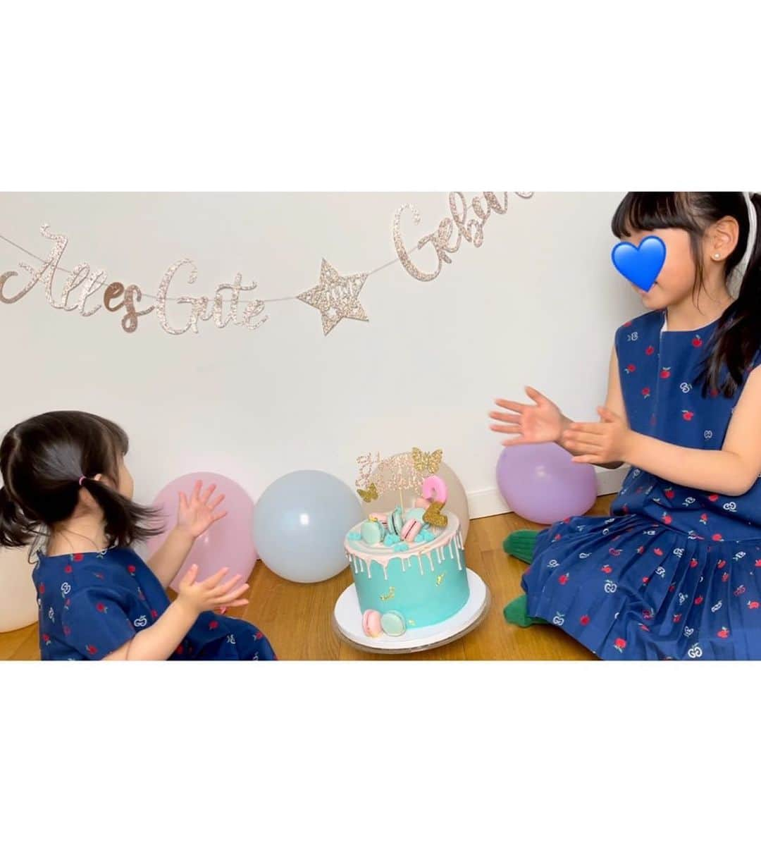 三輪麻未さんのインスタグラム写真 - (三輪麻未Instagram)「HAPPY BIRTHDAY🌈💙  #いつまでも赤ちゃんでいてほしいな。 なんて、思ってしまいます。 #イヤイヤ期も愛らしい💕  #2歳#6歳#姉妹#赤ちゃん #HAPPYBIRTHDAY #AllesGutezumGeburtstag」4月9日 17時46分 - asami_miwa