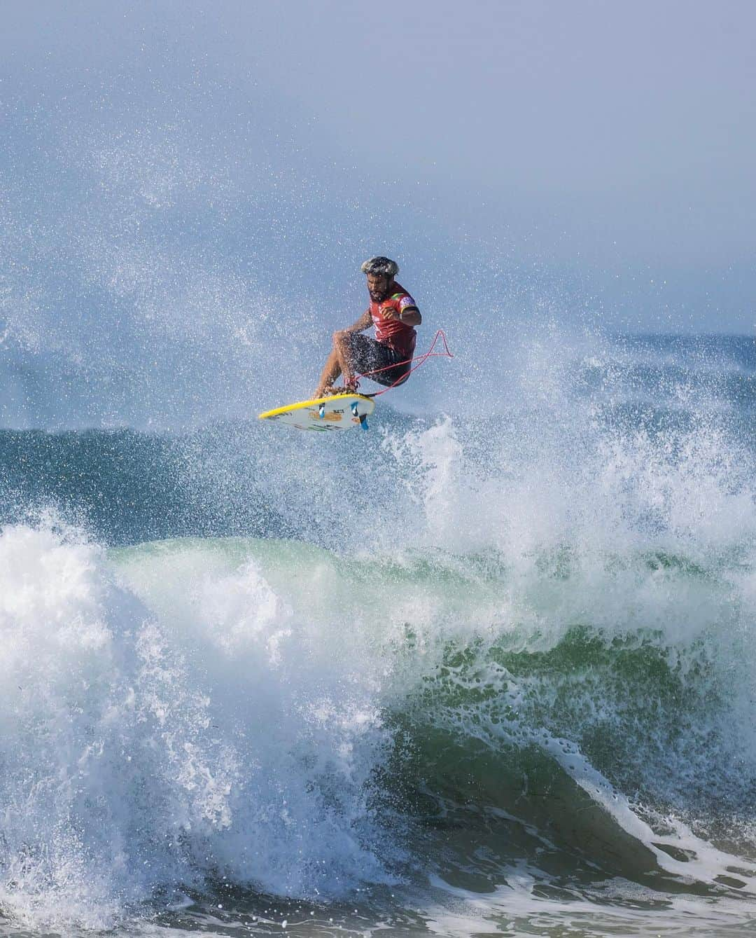 イタロ・フェレイラさんのインスタグラム写真 - (イタロ・フェレイラInstagram)「Let’s go!!! Finals day tomorrow 💛🔥✨ #fésempre  #surf (📸 @if15sports )」4月9日 18時07分 - italoferreira