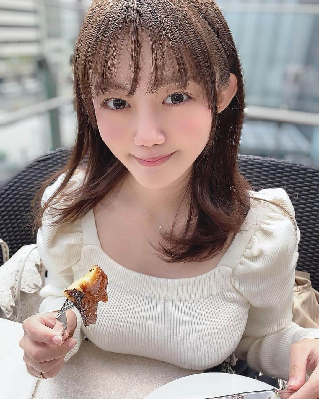 美女美容事情さんのインスタグラム写真 - (美女美容事情Instagram)「《キュートな甘党女子💕🥪🍽》 *⁠⠀⁠⠀⁠⠀⁠⠀ リポストを使って、素敵な写真📷✨を投稿されてる方を紹介させて頂く⠀⠀⠀⁠⠀⁠⠀⁠⠀⁠⠀ 【💄美女美容事情💅】のコーナーです✨⁠⠀⁠⠀⁠⠀⁠⠀ *⠀⠀⠀⠀⠀⠀⁠⠀⁠⠀⁠⠀⁠⠀ いいねやコメント、フォローして応援してね❤︎🥰🎶⁣⁠⠀⁠⠀⁠⠀⁠⠀ *⠀⠀⠀⠀⠀⠀⁠⠀⁠⠀⁠⠀⁠⠀ 今回ご紹介させて頂きますのは❤︎⁠⠀⁠⠀⁠⠀⁠⠀ 立花紫音さん< @shiontachibana_ >の素敵なお写真📸⁠⠀⁠⠀⁠⠀⁠⠀ *⁠⠀⁠⠀⁠⠀⁠⠀ ビジョビで初紹介!!可愛すぎる甘党女子💖 お洒落なカフェでフレンチトースト🥪🍽 こっちを見つめる紫音さんにドキッとしますね☺️💕 *⠀⁠⠀⁠⠀⁠⠀⁠⠀ 立花紫音さんのアカウントには他にも素晴らしい投稿が沢山ありますので是非覗いてみてくださいね💁‍♀️💙⁠⠀⁠⠀⁠⠀⁠⠀ *⠀⁠⠀⁠⠀⁠⠀⁠⠀ 立花紫音さん< @shiontachibana_ > ⠀⁠⠀⁠⠀⁠⠀ 素敵な投稿ありがとうございました☺️📸✨⠀⠀⠀⁠⠀⁠⠀⁠⠀ △▼△▼△▼△▼△▼△▼△▼△▼△▼ ⁠⠀⁠⠀⁠⠀ ❤🧡💛「美女美容事情」💚💙💜⠀⠀⠀⠀⠀⠀⠀⠀⠀⠀⠀⠀⠀⠀⁠⠀⁠⠀⁠⠀⁠⠀⁠⠀ 👇掲載ご希望の方は👇⠀⠀⠀⠀⠀⠀⠀⠀⠀⠀⠀⠀⠀⠀⠀⁠⠀⁠⠀⁠⠀⁠⠀⁠⠀ @b_b_j.jタグ付けと🖤 # ビジョビ ⁠⠀ 🖤タグ付けお願いします✨⠀⠀⠀⠀⠀⠀⠀⠀⠀⠀⠀⠀⠀⠀⠀⁠⠀⁠⠀⁠⠀⁠⠀⁠⠀ △▼△▼△▼△▼△▼△▼△▼△▼△▼ ⁠⠀ #美女#美容#かわいい#休日コーデ #カフェ女子甘党女子#彼氏目線#彼女感⁠⠀⁠⠀⁠⠀⁠⠀ #サラベス#カフェ巡りフレンチトースト #エッグベネディクト#サンドウィッチ」4月9日 18時09分 - b_b_j.j