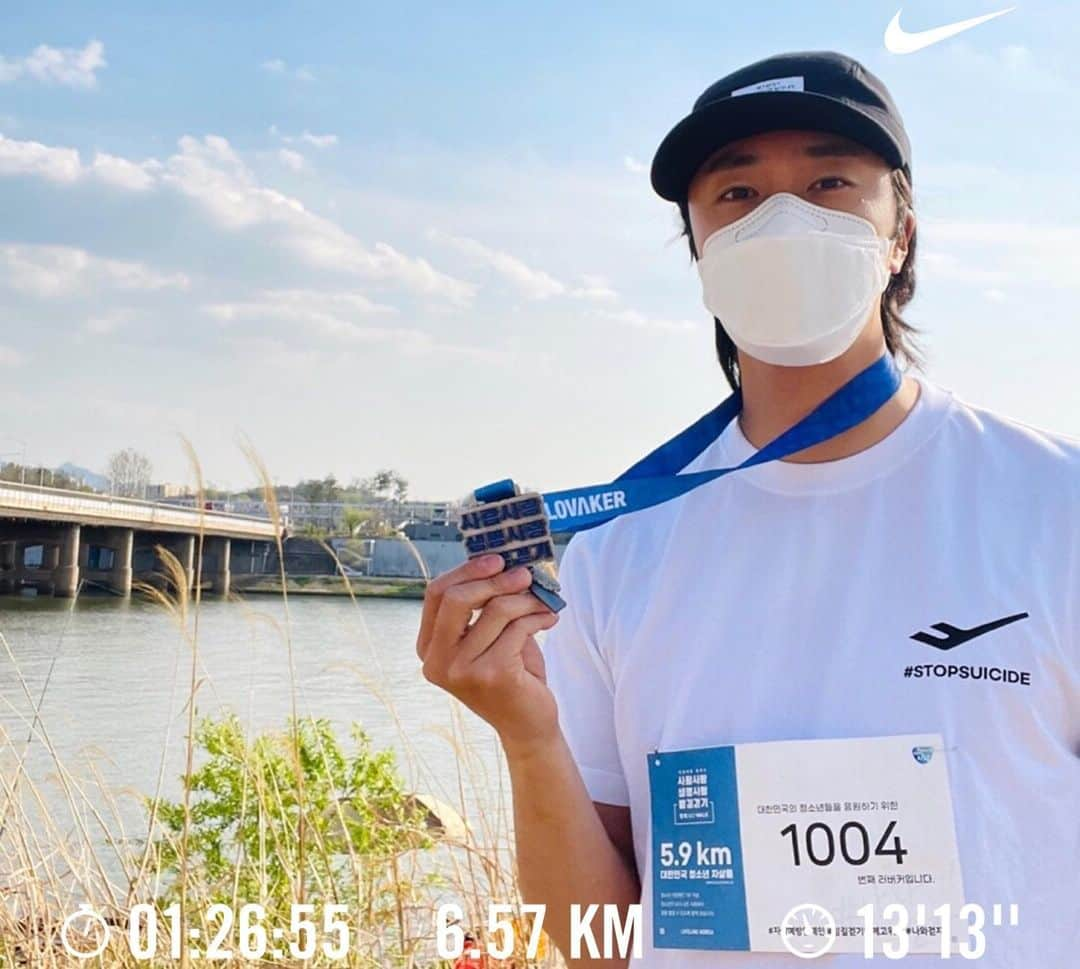 チョン・イルさんのインスタグラム写真 - (チョン・イルInstagram)「Friday walk🏃‍♂️🏃🏼  소중한 사람들을 지키기 위한 걸음, ‘함께GOWALK’에 동참해 주세요 :)  #자살예방캠페인 #밤길걷기함께고워크 #나와걷자」4月9日 18時43分 - jilwww