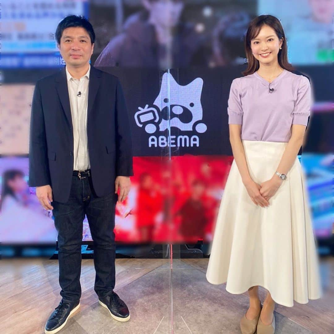 下村彩里さんのインスタグラム写真 - (下村彩里Instagram)「『報ステ x未来をここからプロジェクト 』  サイバーエイジェント社長の #藤田晋 さんにインタビューさせていただきました。  #サイバーエイジェント と #テレビ朝日 の共同出資で設立された #ABEMA  @abema_official   "インターネット上で見られるテレビ局"としてニュースやバラエティ、ドラマなど豊富なジャンルを24時間放送しています。　　　　  気づけば お財布、銀行、地図、 カメラ、アルバムや本も 全部スマホ1台に収納できるようになった今、  テレビがスマホの中にあるのも... 違和感なく感じます。  これからの "映像メディアの未来" についてお話しを伺いました✨  藤田さんの日常に密着した取材にも 注目です！！！👀  #本日放送予定 午後9時54分〜#報道ステーション  #初めてのインタビュー #バレエ全幕を #踊りきった後くらい #終わった後 #胸の鼓動が止まらなかった #優しく #丁寧に #お話しして下さった #藤田さんの想いが #届きますように  #ABEMA開局5周年#アベマ#abema#テレ朝#インターネットテレビ#メディア#映像メディア#未来#報ステ#未来をここからプロジェクト」4月9日 20時20分 - sairi.shimomura_ex