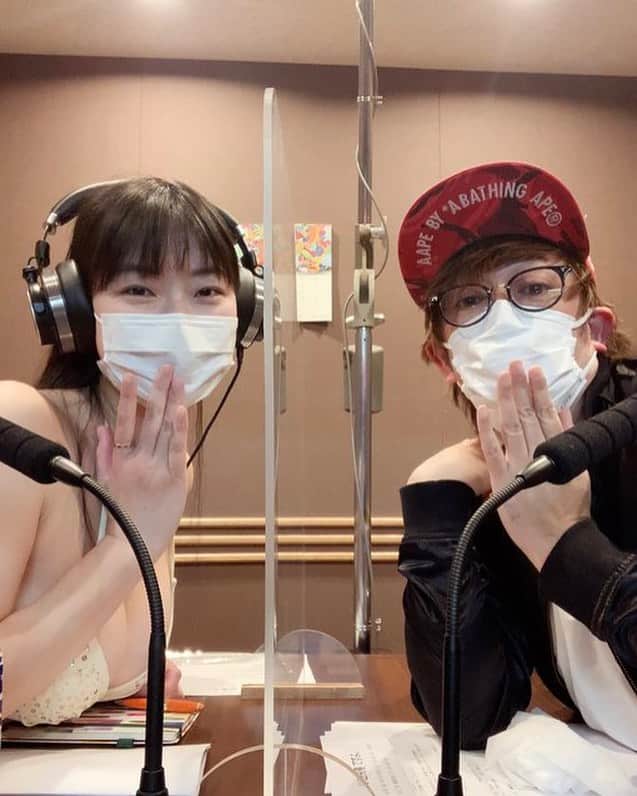 ですよ。さんのインスタグラム写真 - (ですよ。Instagram)「今日はラジオ日本「小田飛鳥ですよ。」の収録で…あーいとぅいまてーん！ #ですよ」4月9日 20時27分 - desuyo.desuyo_