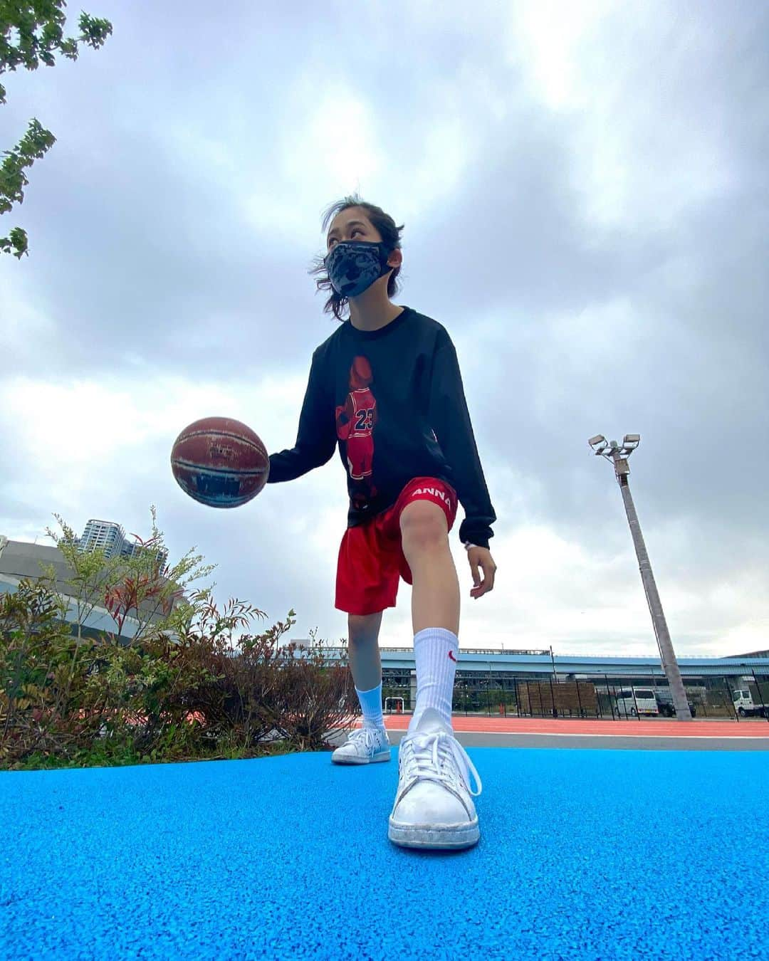 浅野杏奈さんのインスタグラム写真 - (浅野杏奈Instagram)「⛹🏻‍♀️⛹🏻‍♀️⛹🏻‍♀️﻿ ﻿ ﻿ #バスケ﻿ #ポートレート #fashion #followme  #ootd  #coordinate #コーデ #时装 #style」4月9日 20時39分 - this.is.anna_box