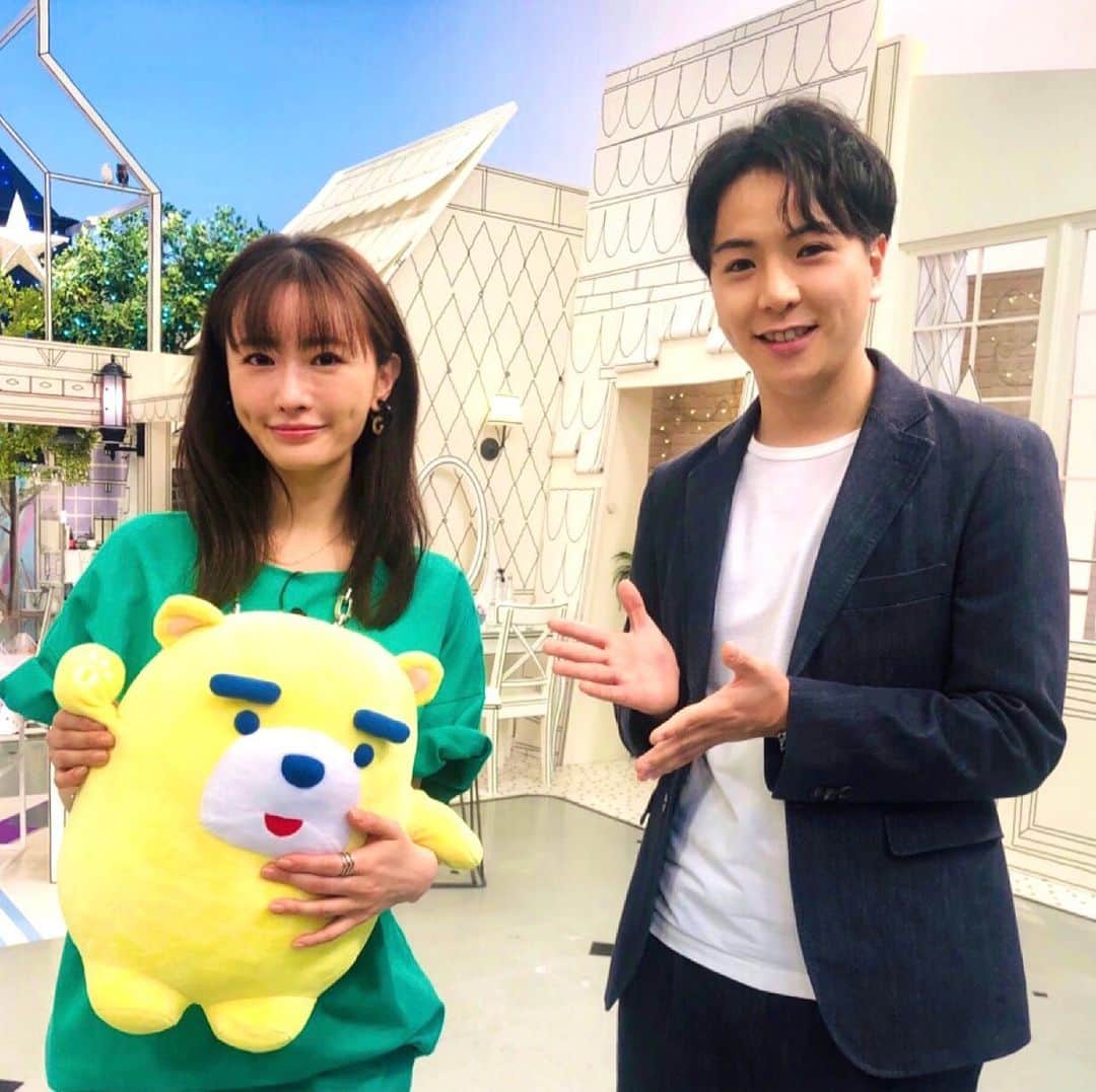 前田輝のインスタグラム：「明日から放送スタートのオトナの土ドラ『最高のオバハン　中島ハルコ』﻿ 今日のスイッチ！のスペシャルゲストは松本まりかさん✨﻿ ﻿ ﻿ 以前、名古屋での撮影現場の取材でインタビューをさせて頂いたので、スイッチのスタジオへご挨拶に行きました！﻿ 独特の雰囲気で、とっても魅力的な方なので、お会いする度にドキドキします！笑﻿ ﻿ ﻿ 『最高のオバハン　中島ハルコ』は、明日夜11時40分スタートです❗️﻿ ﻿ ﻿ ﻿ #松本まりか さん﻿ #オトナの土ドラ﻿ #主演 #大地真央 さん﻿ #最高のオバハン中島ハルコ﻿ #東京と愛知が舞台﻿ #痛快エンターテインメント﻿ #ぜひご覧下さい！﻿ #東海テレビ #アナウンサー﻿ #前田輝」