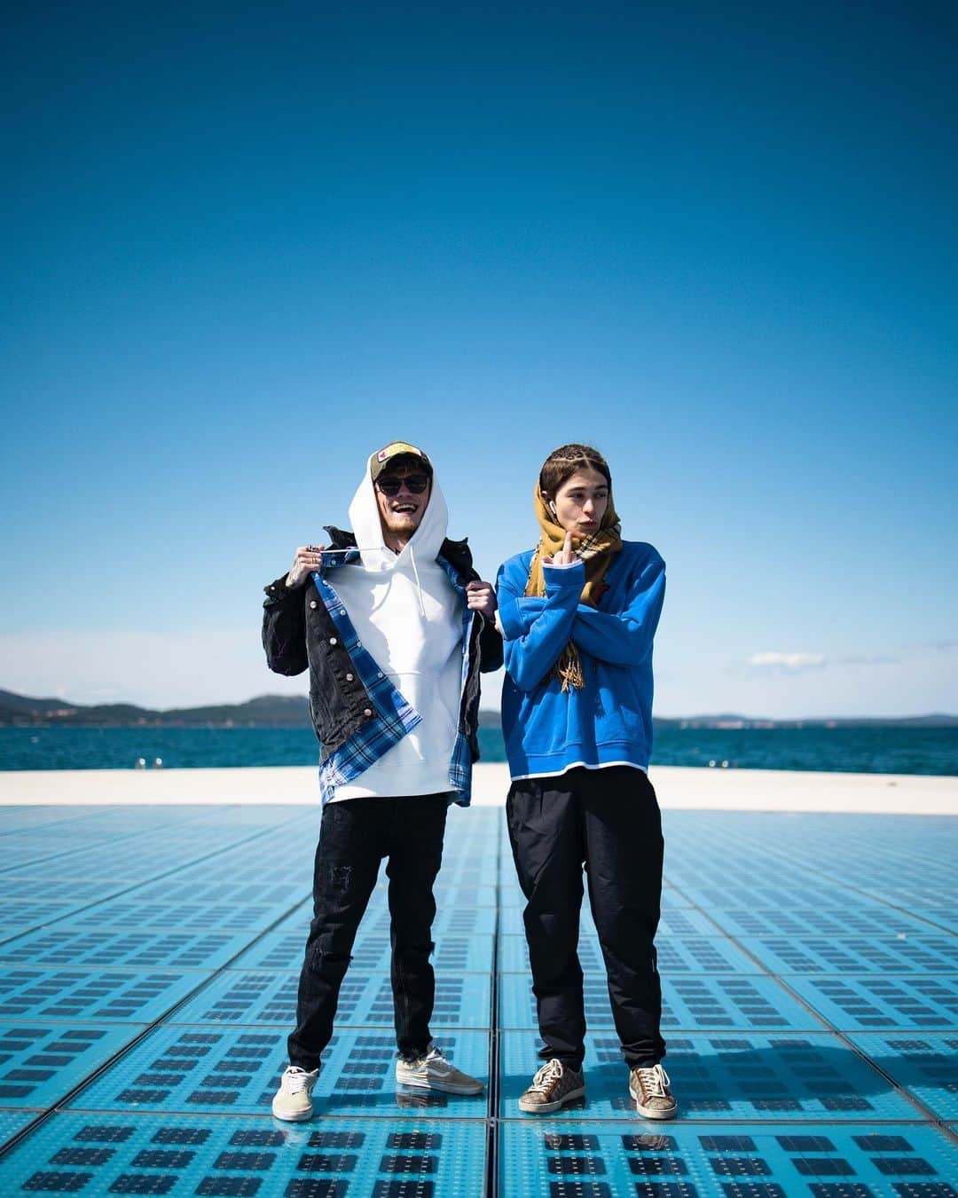 Bars and Melodyさんのインスタグラム写真 - (Bars and MelodyInstagram)「Leo can’t jump.」4月9日 21時49分 - barsandmelody