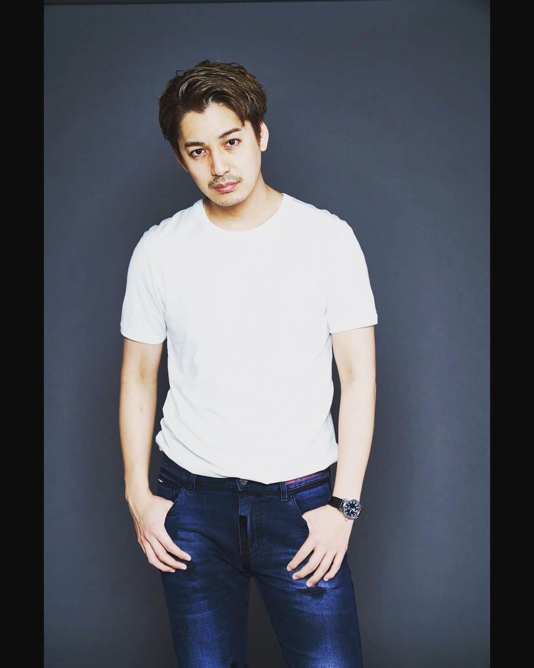のインスタグラム：「SENSE5月号、発売中ですー！！  #SENSE @sense_magazine #dolceandgabbana @dolcegabbana #iwc #internationalwatchcompany @iwcwatches_jp」