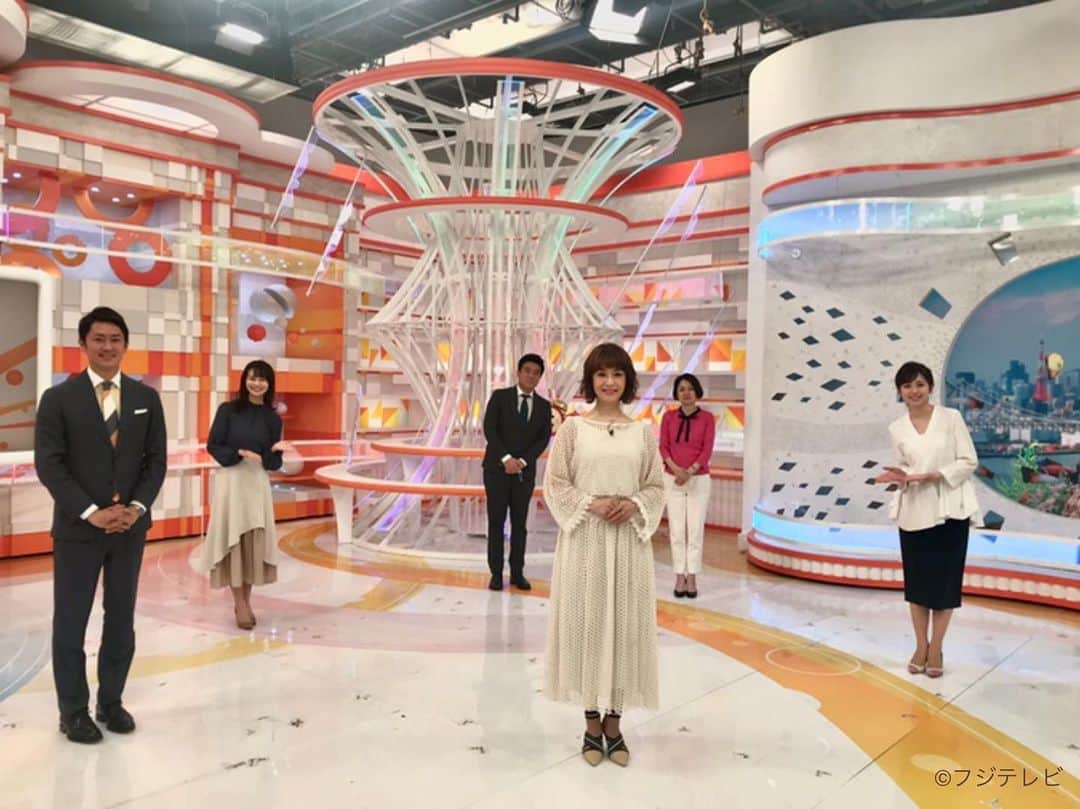 フジテレビ「めざましテレビ」さんのインスタグラム写真 - (フジテレビ「めざましテレビ」Instagram)「. スタジオに生出演してくれた 大地真央さんと一緒にパシャリ📷 きょうから始まるオトナの土ドラ 「最高のオバハン 中島ハルコ」を みんな見てね✨ #めざましどようび」4月10日 9時52分 - mezamashi.tv