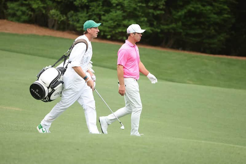 ポール・ケーシーさんのインスタグラム写真 - (ポール・ケーシーInstagram)「Not my best so far but I’ve fought as hard as I could. Looking to turn it around and make a charge this weekend.  . @themasters #TheMasters #Rolex #Porsche #JigSaw #NikeGolf #Titleist #AmenCorner #Augusta #AugustaNational」4月10日 10時24分 - paul_caseygolf