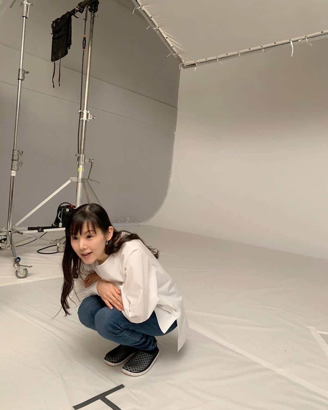 小西真奈美さんのインスタグラム写真 - (小西真奈美Instagram)「また足元がスリッパシリーズ #😂」4月10日 11時09分 - manami.official