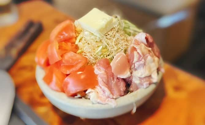 桜りんさんのインスタグラム写真 - (桜りんInstagram)「あ〜もんじゃ不足、、、🥲  もんじゃ食べたいぃ😭 . . もんじゃ焼き大好きまん😔♡  . . アイドルしてる時から、好きな食べ物第1位はもんじゃ焼きって言ってるから知ってると思うけど、、、私は今、、もんじゃ不足です🥲 . . 写真は前にわかちこと もんじゃ行った時の写真です📸🌸 .  ❤4thDVD予約販売中❤  https://www.dmm.com/mono/dvd/-/detail/=/cid=tkome381/  《雑誌》 3/11 雑誌 EXMAX SP vol.156 3/16 雑誌 ドカント  3/22 雑誌 ラヴァーズDX VOL.2  3/25 4thDVD発売「淫らで陰湿な片思い」 3/26 雑誌 EXMAX -4月- 4/11 DVD発売イベント 4/17 RISE  4/24 Greif撮影会  💿3rdDVD発売中💿 「りん 花ひらく」《エスデジタル》 ▫️Amazon：amazon.co.jp/dp/B08HZ6SQB8/ ▫️DMM：bit.ly/3moWnmA ▫️東京Lily：bit.ly/3h5d3fM  #アイドル  #グラビア #グラビアアイドル #グラドル  #ミスアクション2017 #準グランプリ #ぷよぷよ  #水着  #タレント #モデル  #YouTuber #フェチ #むっちり #撮影会 #おしり  #ポートレート #カメラ好きな人と繋がりたい  #グラドル自画撮り部  #I字グラドル  #followme #ヤングチャンピオン #胸 #おっぱい #軟体」4月10日 3時17分 - rin__sakura