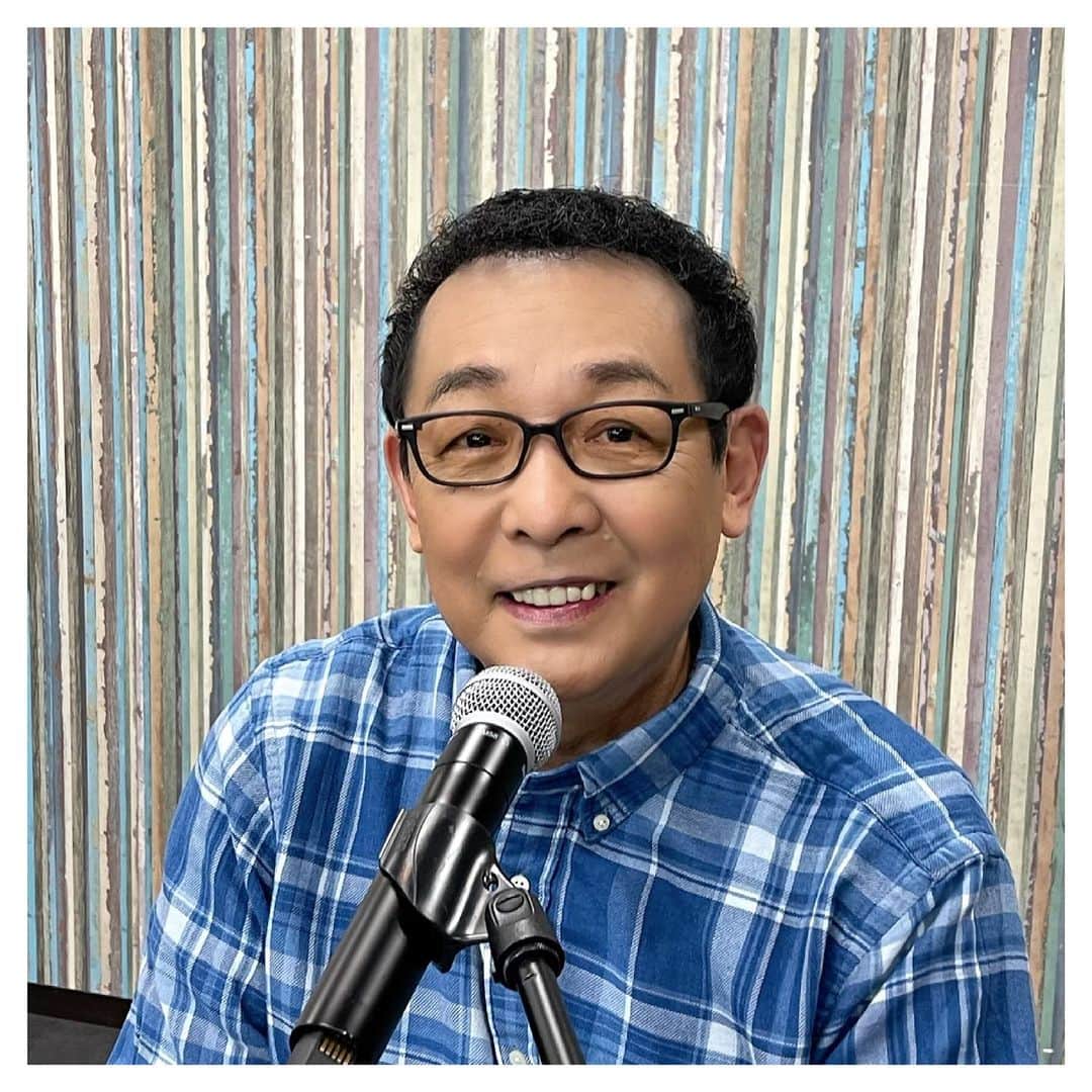 のインスタグラム：「「今年のバースデーも生でさだまさし」 まもな〜👀 １５時〜 ・ LINE LIVE　https://live.line.me/channels/520/upcoming/16369704 ・YouTube Live　https://youtu.be/7Z8wdFlaUYc  ■16:00頃～「まっさん あのね♡」 Mass@Mania会員限定/無料 https://massamania.com/」