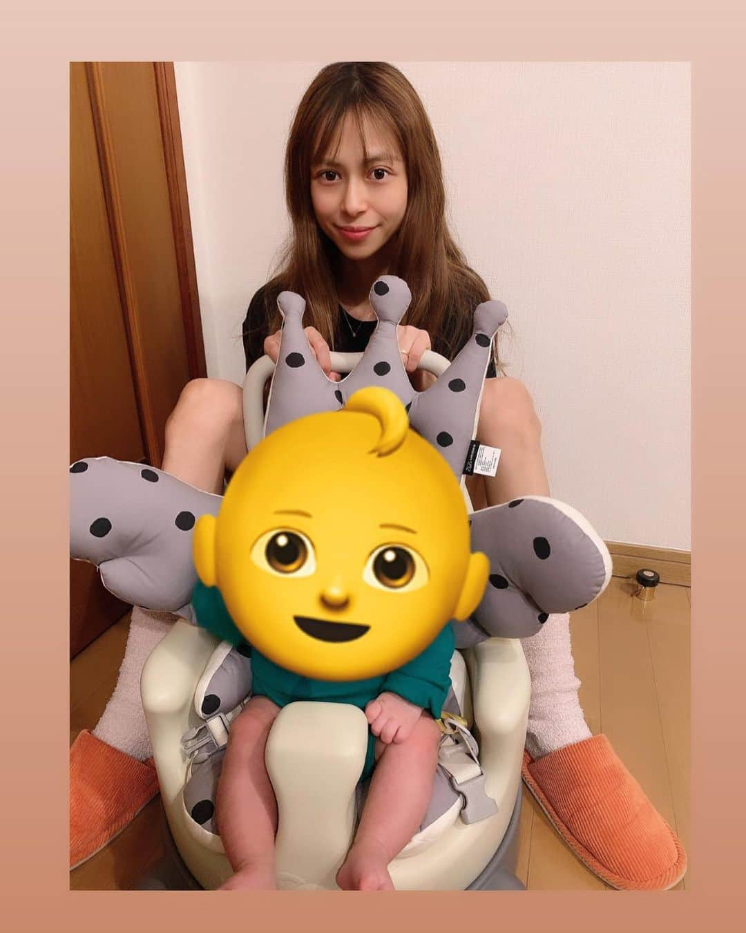 間宮梨花さんのインスタグラム写真 - (間宮梨花Instagram)「コアラシート大好きな息子👶 バンボより長く使えるみたいね💕 #コアラシート」4月10日 15時25分 - rika_aizawa0329