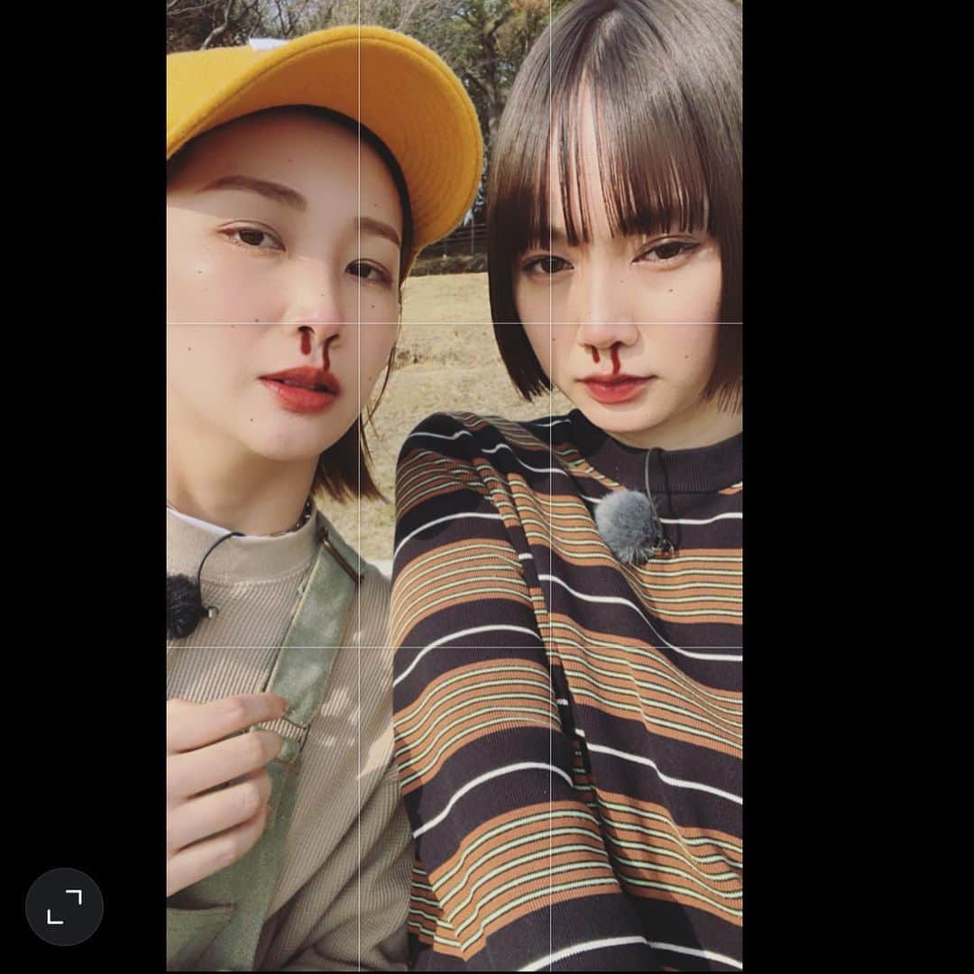 西本早希のインスタグラム：「・ 1週間会ってなかったら震える 👭 ( 絶対仲良くなれないだろうと 10年前は思ってたのに )  いないと困る存在って 大人になってもできるもんなんですねぇ  大感謝！ #中上酒務大臣 #中屋敷酒務大臣  ひっさしぶりに ふっつーのなんてこたぁない投稿」