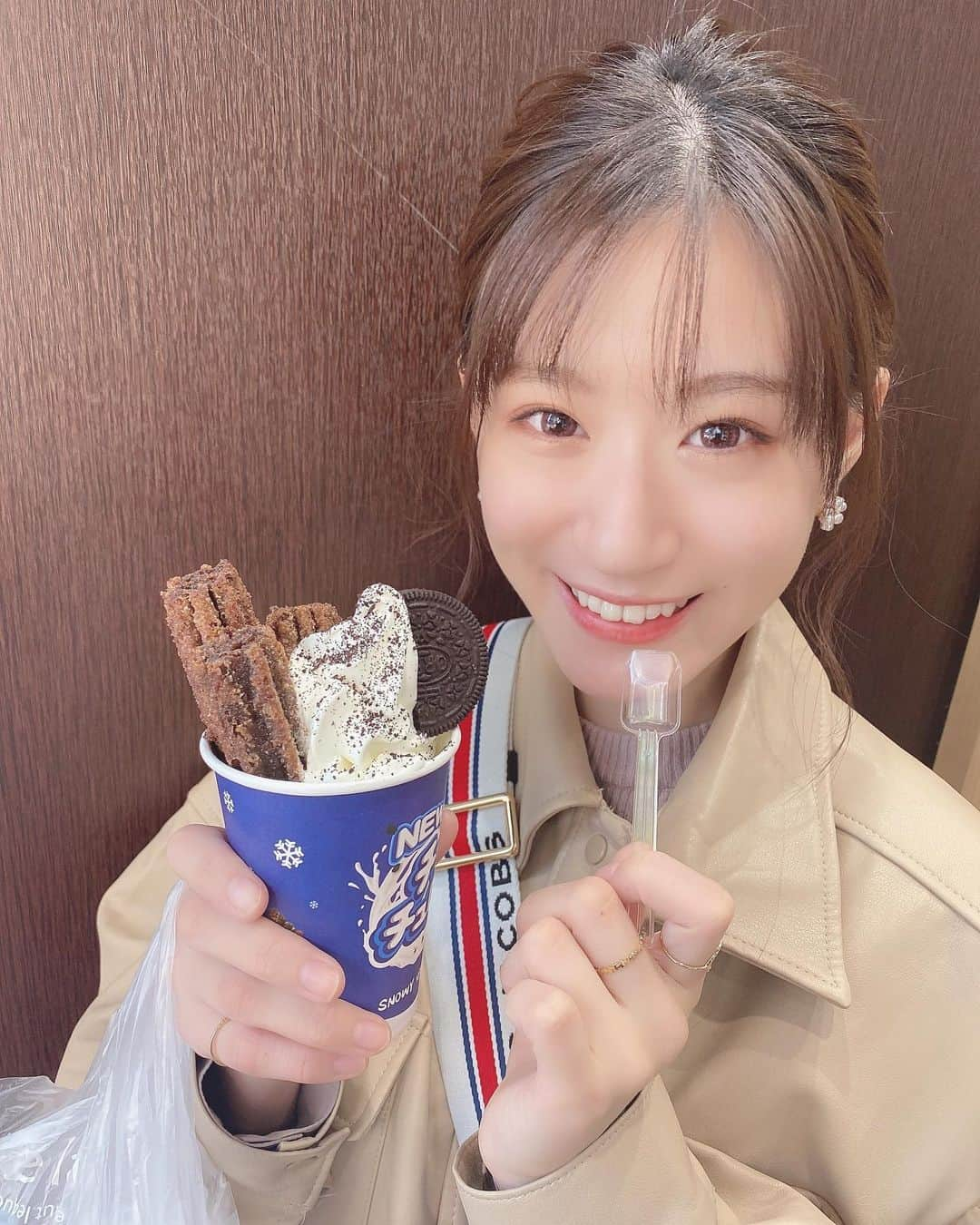 上西怜さんのインスタグラム写真 - (上西怜Instagram)「⠀ ⠀ 半分こ👧🏻👧🏻🍪🍦💛 ⠀ ⠀ ⠀」4月10日 21時27分 - jonishi_rei