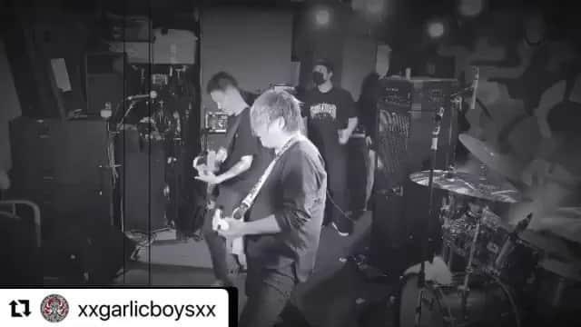 Larry のインスタグラム：「【近況報告】 元気です」