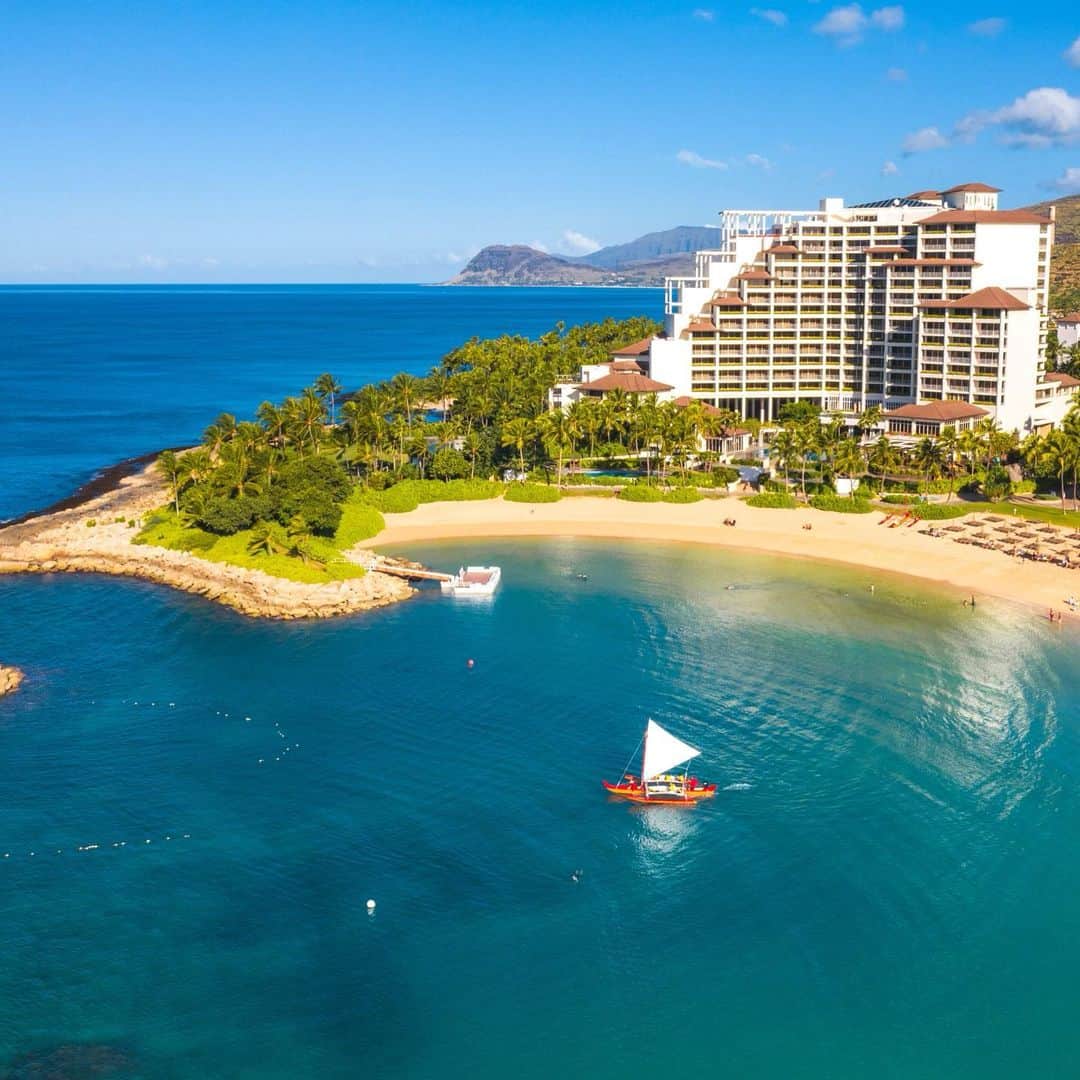 ブルック・ヘンダーソンさんのインスタグラム写真 - (ブルック・ヘンダーソンInstagram)「Aloha! Always love staying here @fsoahu! Excited for these views all week! 😍🥰」4月11日 14時00分 - brookehendersongolf