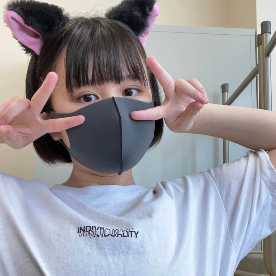 池田レイラのインスタグラム：「にゃんっいっちーにーさんっにゃんっありがっと〜（？）」
