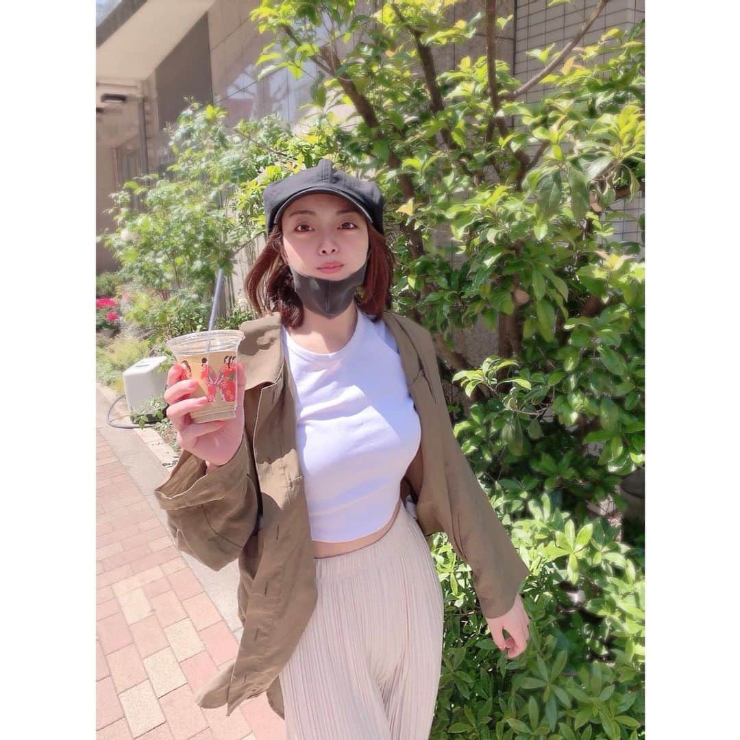 のインスタグラム：「オーレオーレカフェオレ  #寒くなったり #暑くなったり #ヘソ出したり #japanesegirl #gravure #sexy #asiansexy  #asiangirls #大胸 #下着 #sexyhot #selfie #girlsday #内衣 #粉我 #portrait #泳衣 #日本」