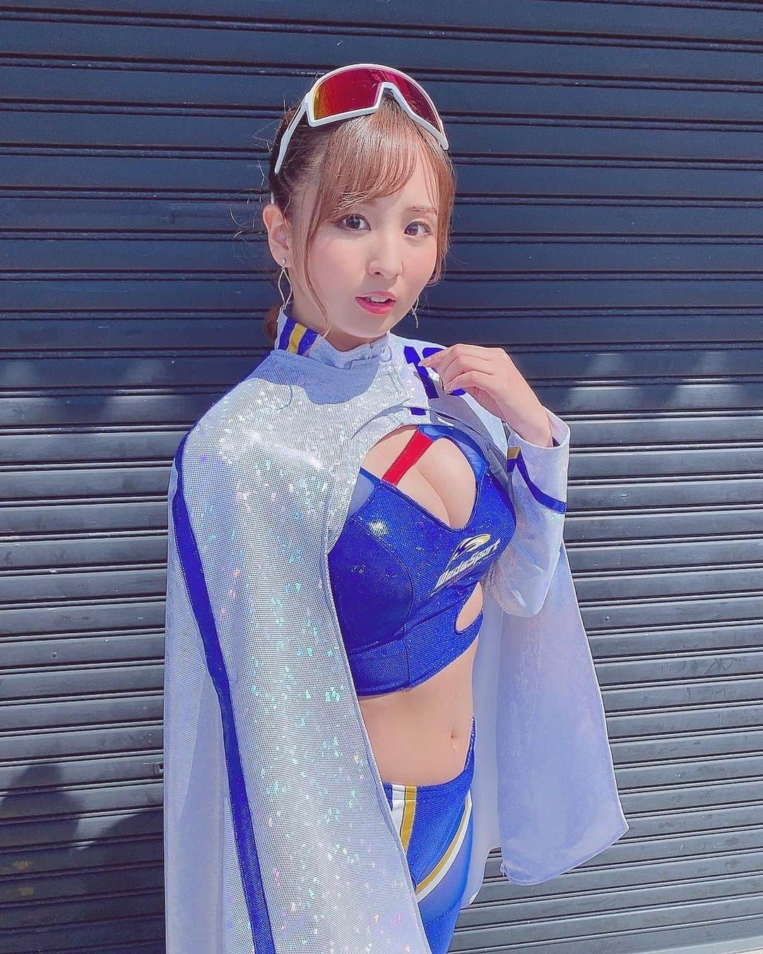 安田七奈さんのインスタグラム写真 - (安田七奈Instagram)「決勝日も よろしくお願いします😚💙  #SUPERGT #安田七奈 #なーちゃ #レースクイーン #rq #ラウンドガール #グラビア #グラビアアイドル #グラドル #インスタグラビア#美乳 #水着 #ビキニ #ムチムチ #むちむち #wedssport #bandoh #セクシー #セクシー美女#wedssportracinggals #followme #japanese #japanesegirl #instagood #instalike #photooftheday #팔로우 #얼스타그램 #粉我 #非常好 ⠀ ⠀」4月11日 7時34分 - nana_yasuda