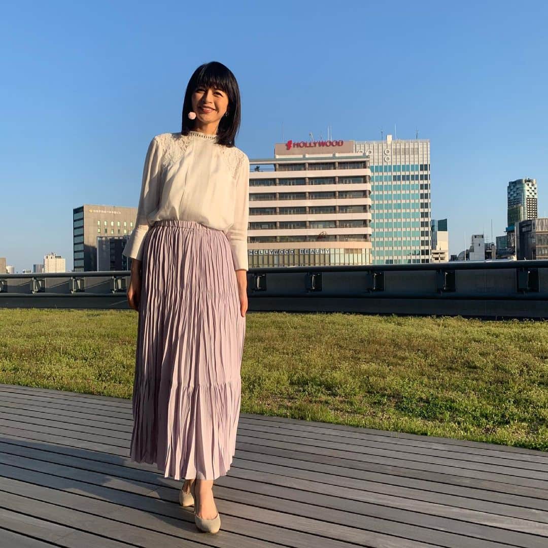太田景子さんのインスタグラム写真 - (太田景子Instagram)「おはようございます。今朝もサンデーLIVEをご覧いただきありがとうございました😊🌷  日本全国の青空リレー、気持ちよかったね☀️☀️🌞☀️☀️  乾燥と紫外線に気をつけて、素敵な日曜日をお過ごし下さい🧡🧡」4月11日 9時51分 - keiko_ota1121