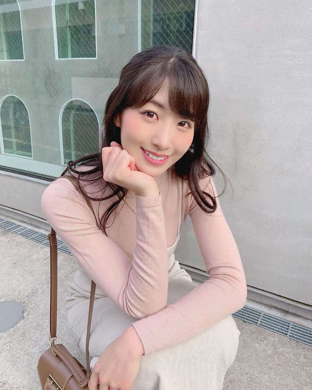 のインスタグラム：「怒涛の3日間が終わりました🌼 今夜はよく眠れそうだ〜〜🎈 . . 皆さんも今夜はゆっくり休んで明日から始まる新しい１週間に備えましょう🛀💗関根は好きなドラマ見てから寝ます……何時になるかなぁ💭🤣 . . ちなみに昨日から #dccomics のドラマ『#Arrow』Season7を見始めました🏹💚配信開始された時に見てるドラマがあったから追えてなかったことに先日気付いたの🤣🙏やはりオリバーかっこいいしフェリシティみたいな頭のキレる女性いいなぁ、てかみんないいなぁ、かっこいい。私もヒーローになりたい🦸🏻‍♀️💪🏽 . . #なんの話 #DCEU #dcextendeduniverse #netflix #netflixdoramas #selifie #japanese #japanesegirl #粉我 #偶像 #偶像活動」